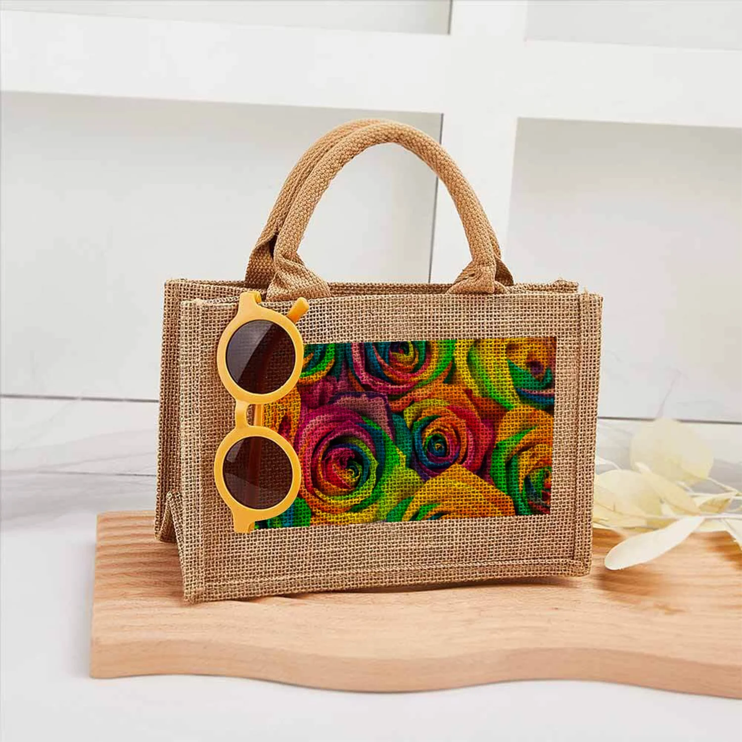 Highcool Jute Tote Bags Bouquet of Colored Roses Small Burlap Gift Bags with Handles Wedding Welcome Gift Bags Bridesmaid Gifts Party Gift Reusable Swag bags 1PC