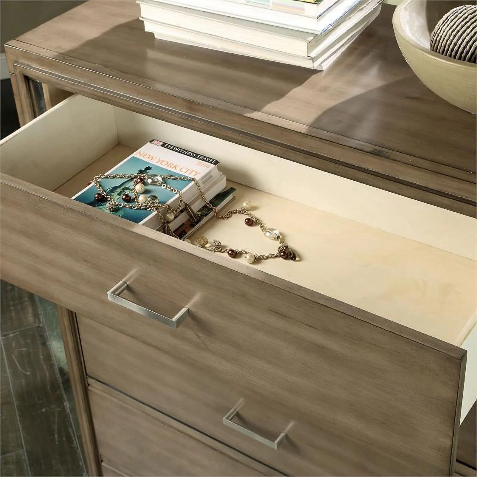 Furniture of America Sirius Solid Wood 5-Drawer Chest in Gray