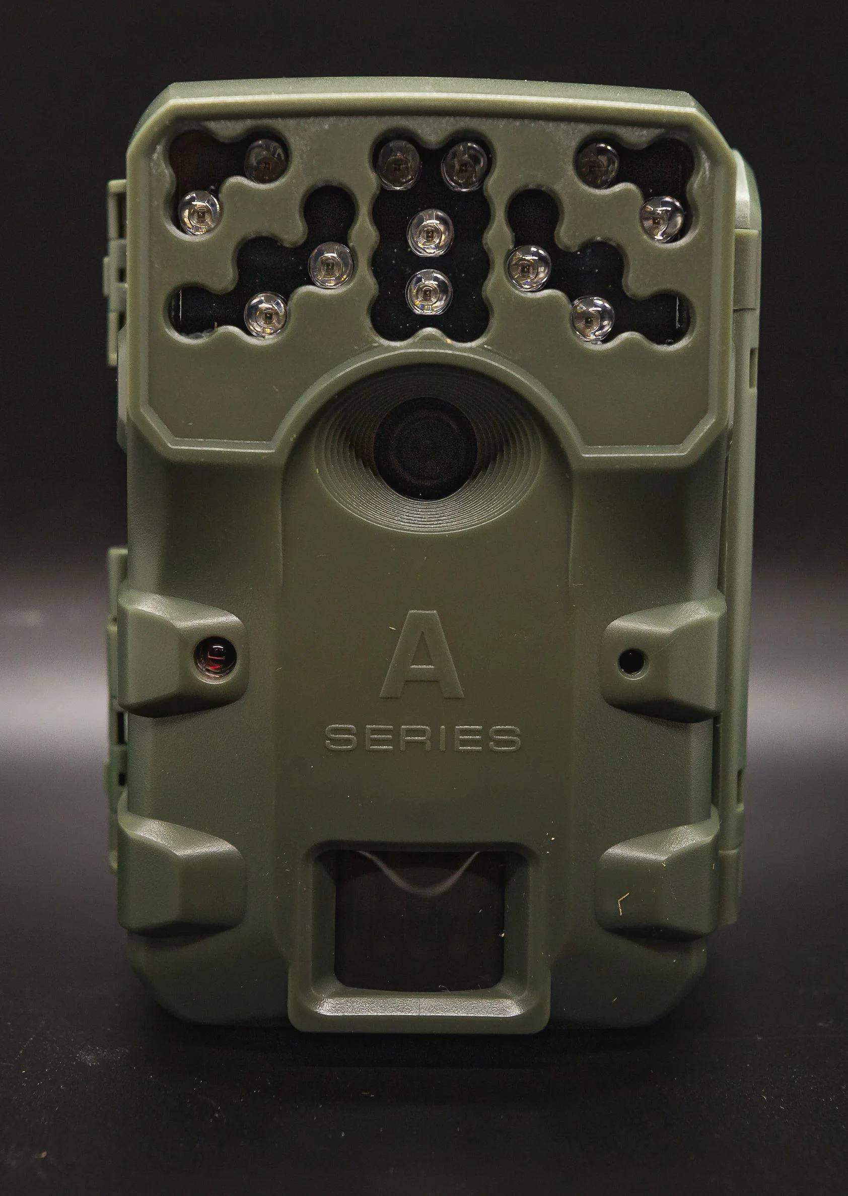 Moultrie W400 Infrared Hunting Trail Camera, 24 Megapixels