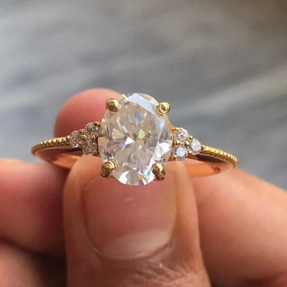 2.60Ct Oval Moissanite (VVS1/D) 14K Yellow Gold Solitaire Ring Fine Jewelry for Women Gifts/Wedding