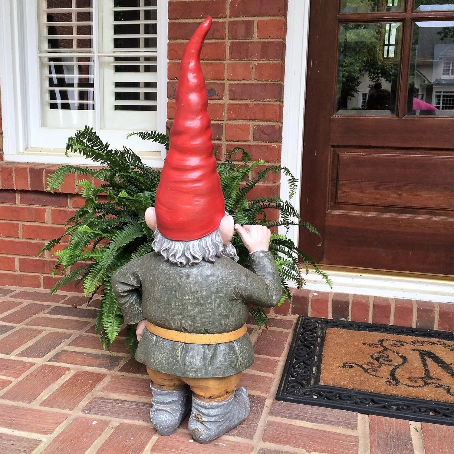 Rumple The Garden Gnome Thumbs Up Statue 34