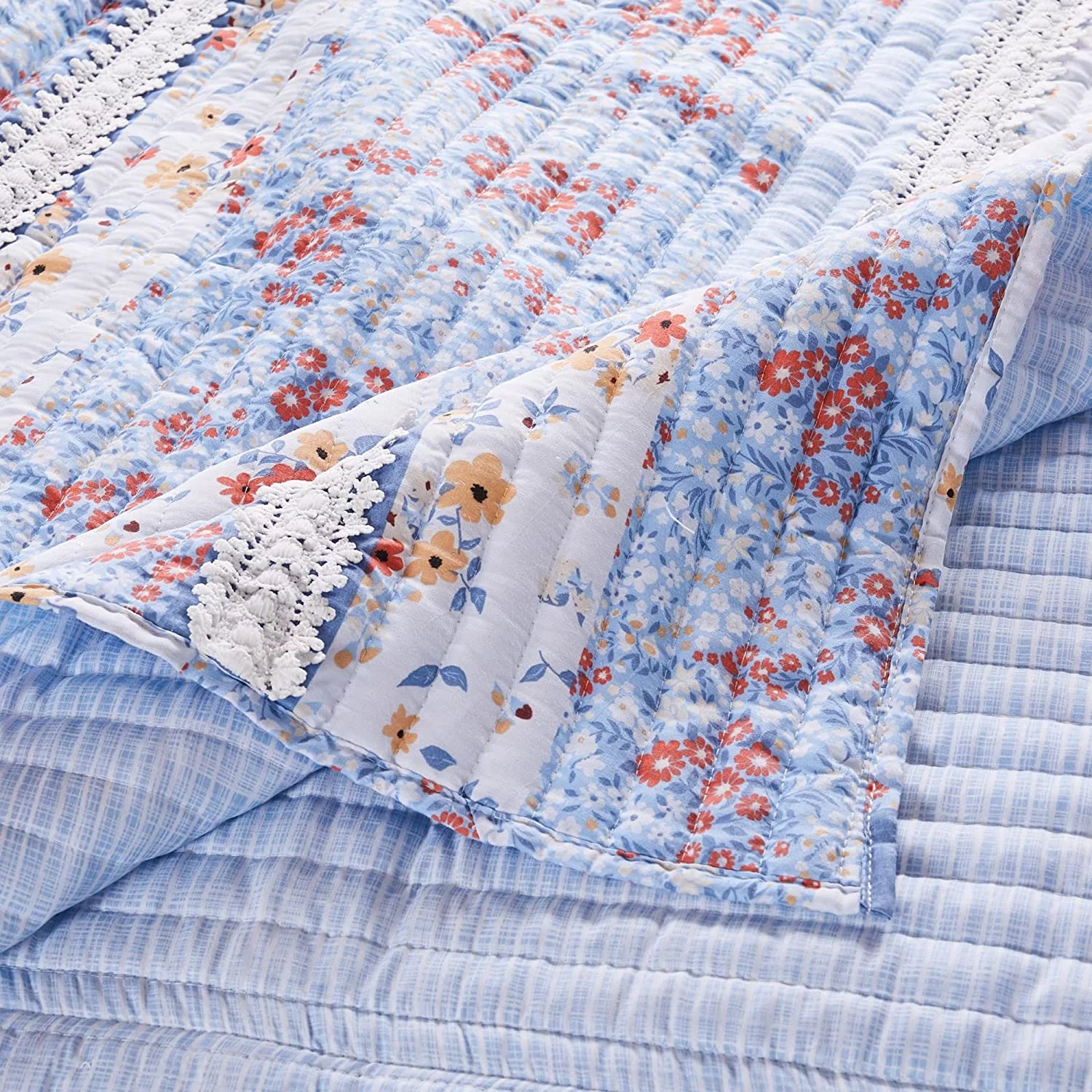 Greenland Home Fashions Betty Lace-Embellished Quilted Throw Blanket, 50 x 60 inches