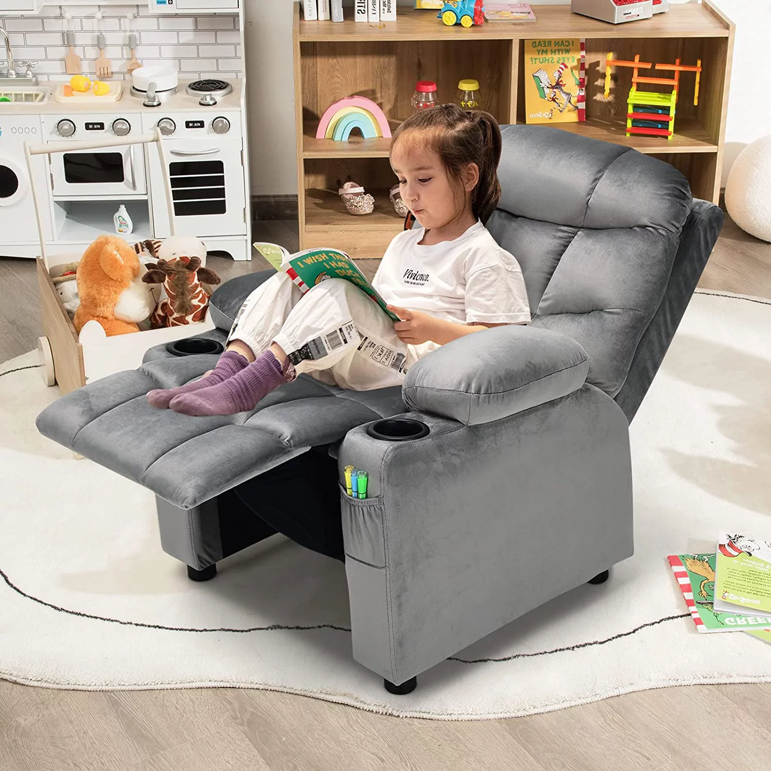 Larger Kids Recliner Chair, Adjustable Lounge Recliner w/ 2 Cup Holders, 1 Side Pocket, 2 Front Pockets, Footrest, Velvet Fabric Recliner for Boys & Girls, Ideal for Bedroom (Grey)
