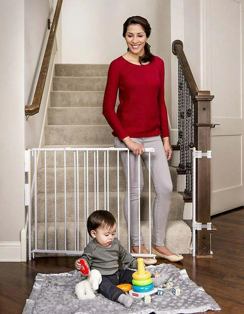 Regalo Top Of Stairs Expandable Metal Pet Gate, With Mounting Kit, 28 in. to 43 in., White