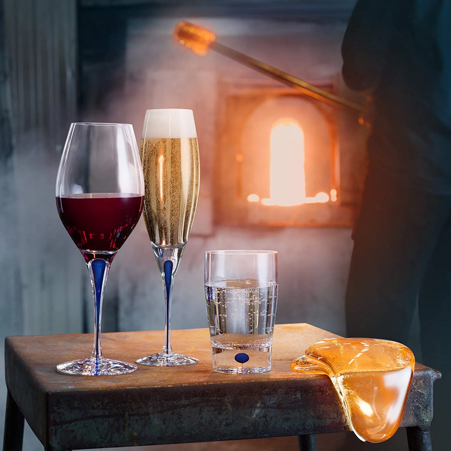 MRU Intermezzo 7 Ounce Champagne Flute, 1 Count (Pack of 1), Clear/Blue