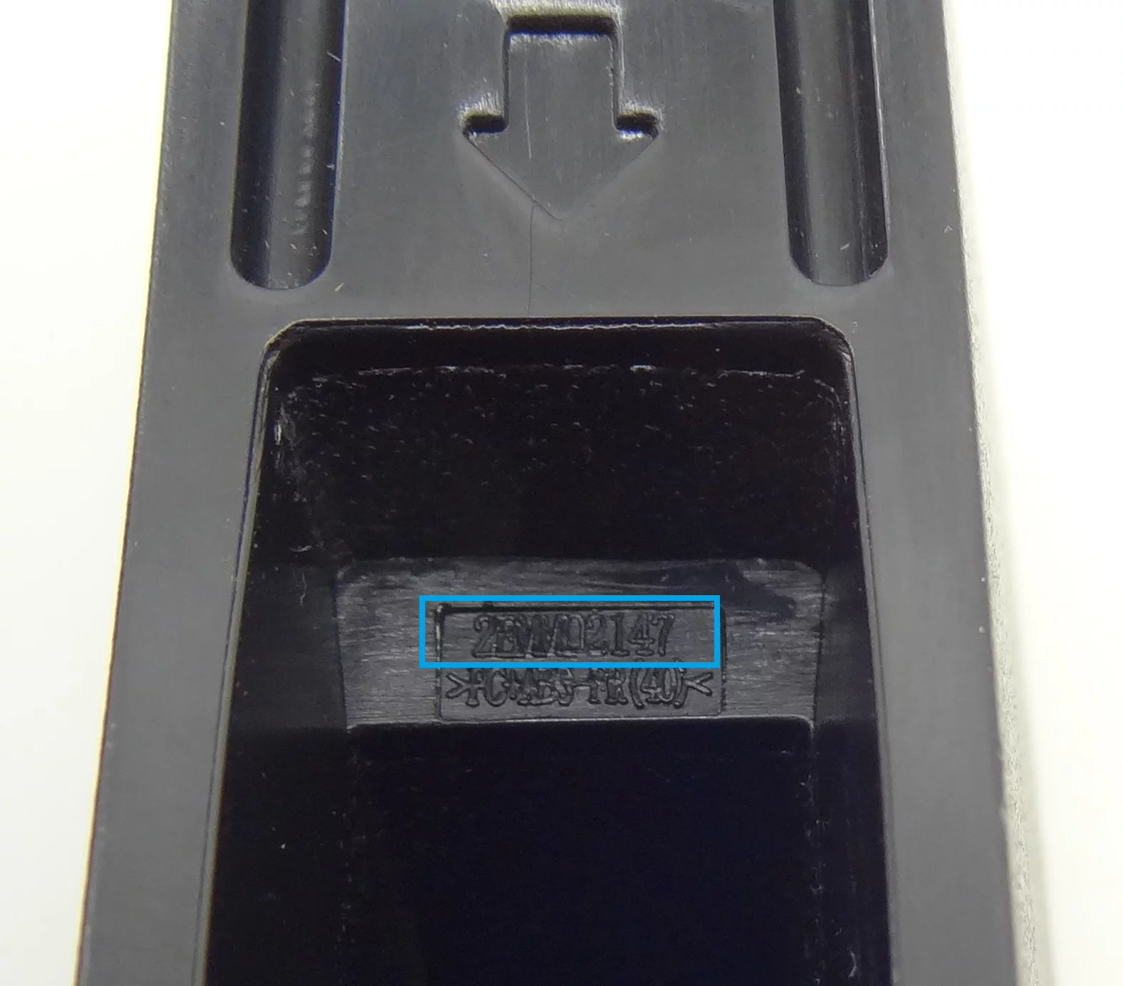 New Philips 50PUL7552/F7, 55PUL7672/F7 (2EMM02147) (2EMM02268) Legs w/Screws