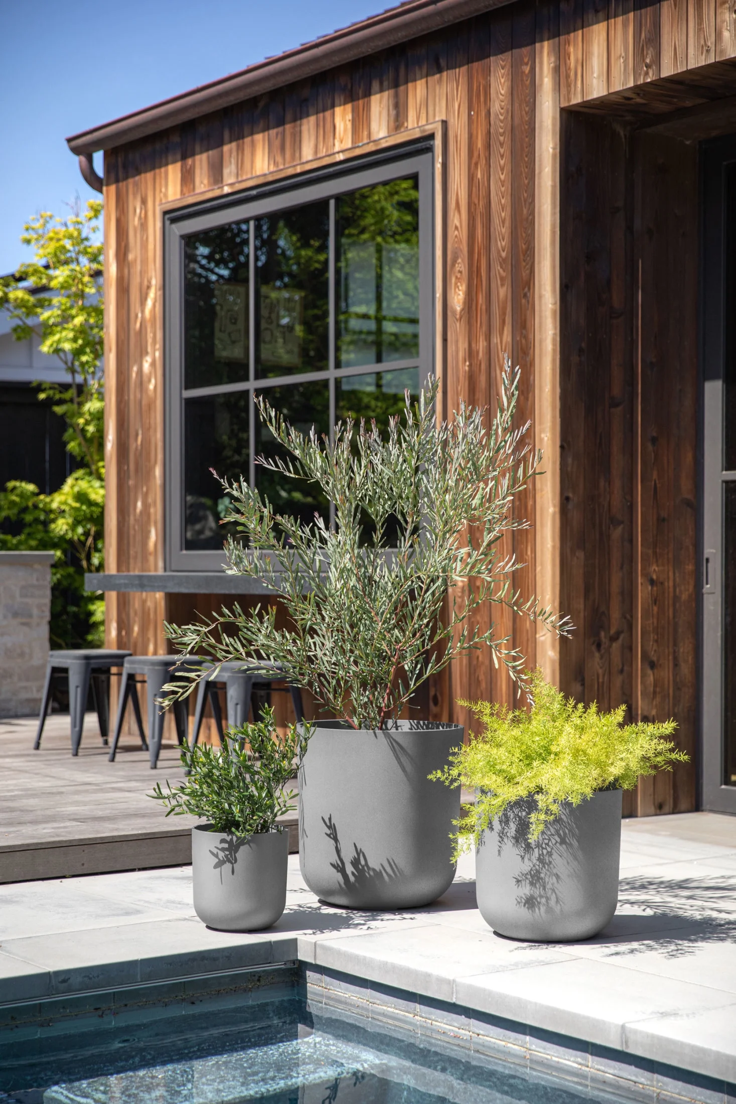 Veradek Kona Series Bundle - Three Piece Set of Plastic-Stone Planters - Gray