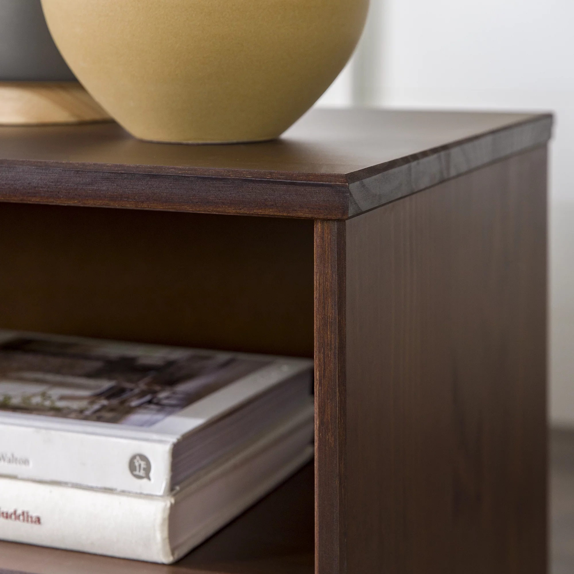 Walker Edison 24” Mid-Century Modern Groove Handle 1-Drawer Side Table, Walnut