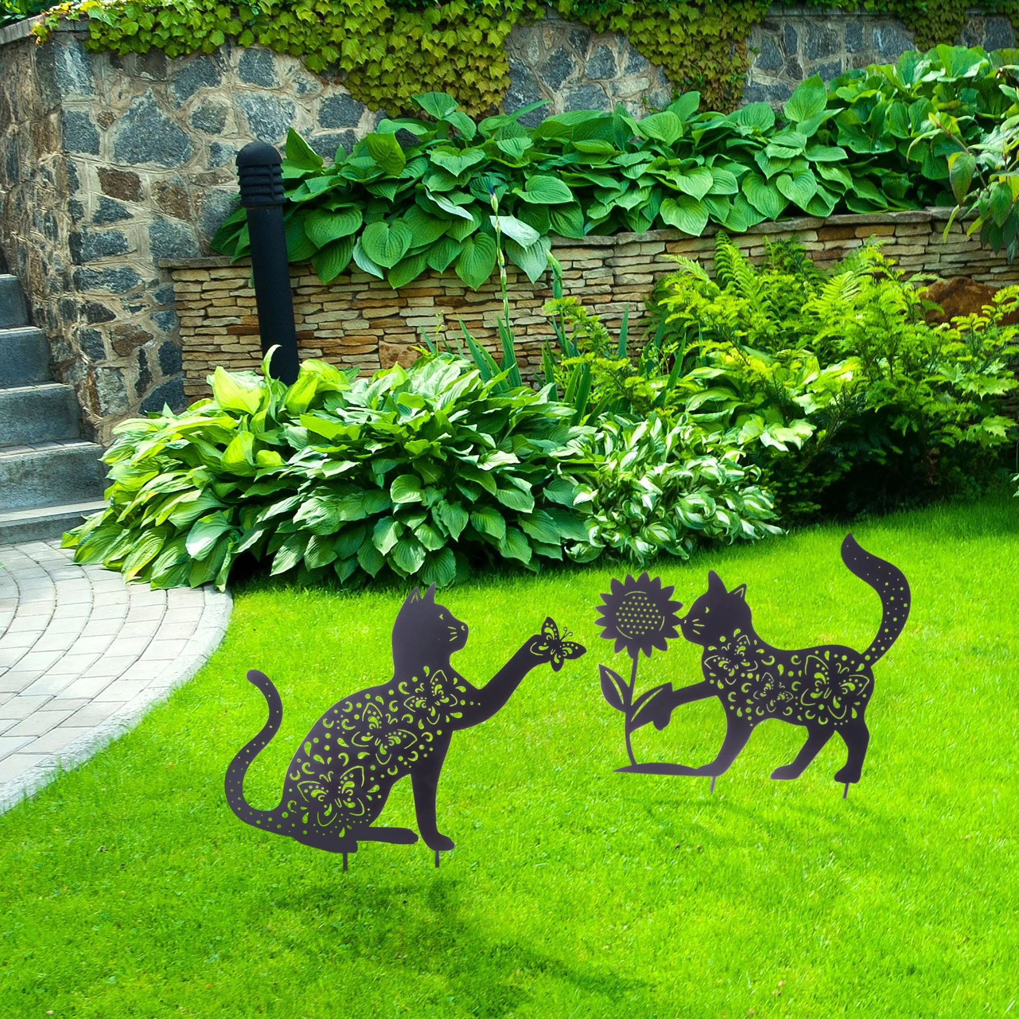 Set of 2 Black Cat Garden Stake Silhouettes for Lawn Decor, Gifts, Decorative Outdoor Metal Animal Statues for Yard