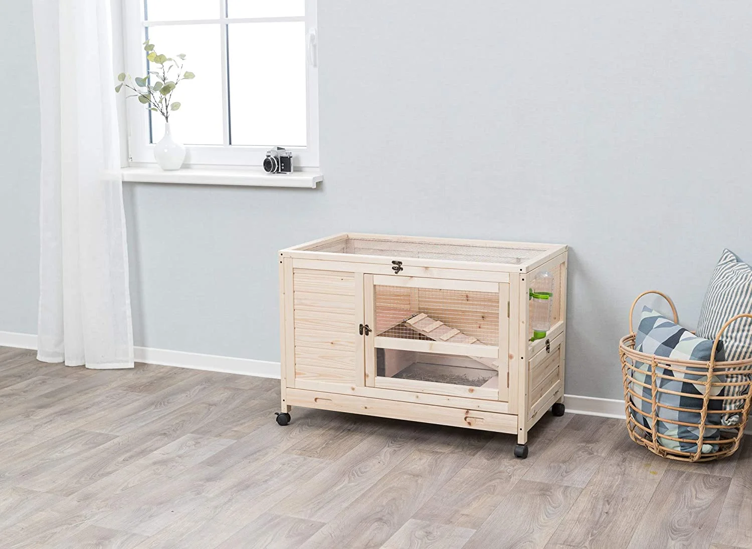 Natura X-Small Indoor Rabbit Hutch, Pet House For Rabbits And Guinea Pigs, Bunny Cage On Wheels, Pull Out Tray