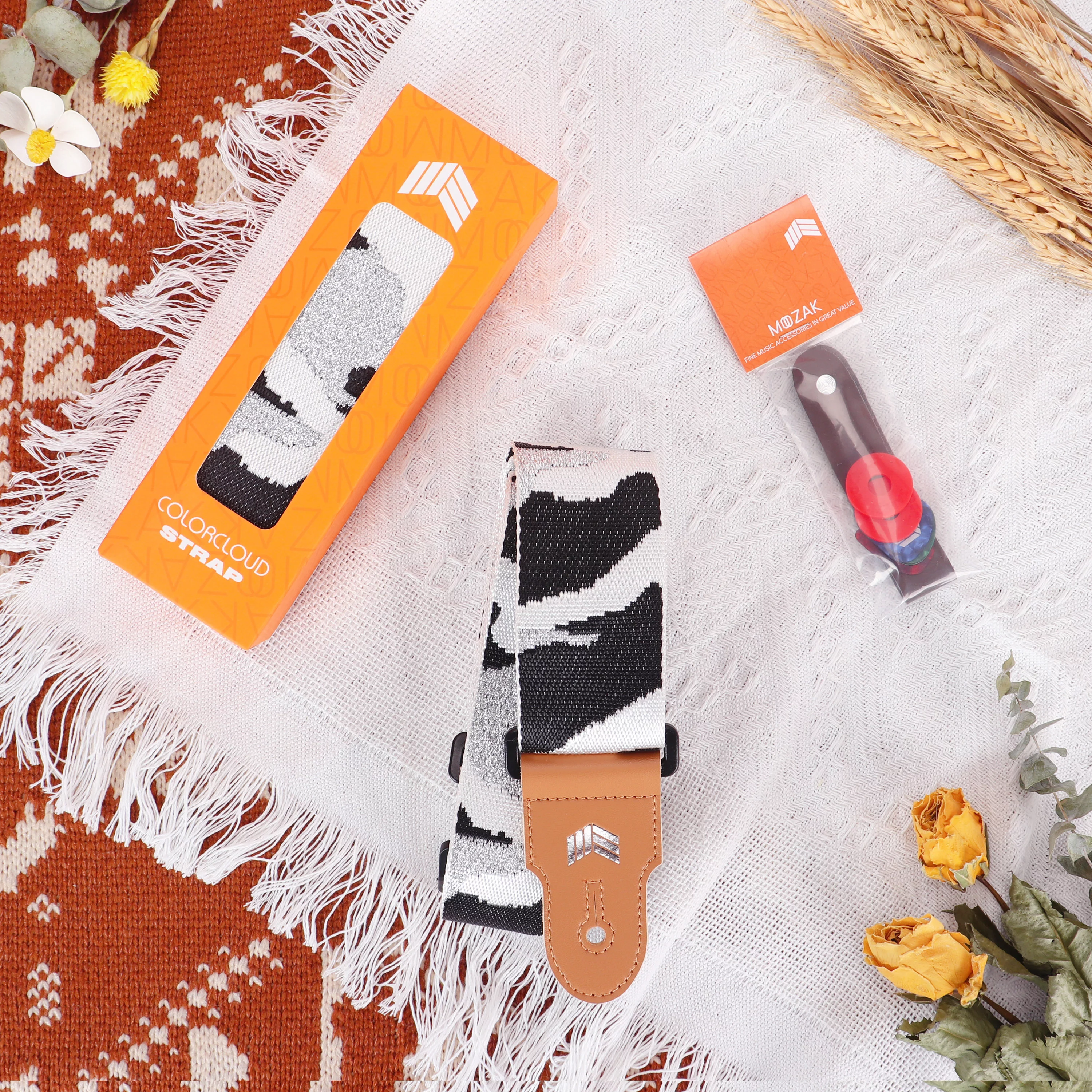 MOOZAK Guitar Strap Set Including 2 Strap Locks, 3 Picks and 1 Strap Headstock Tie (Black White)