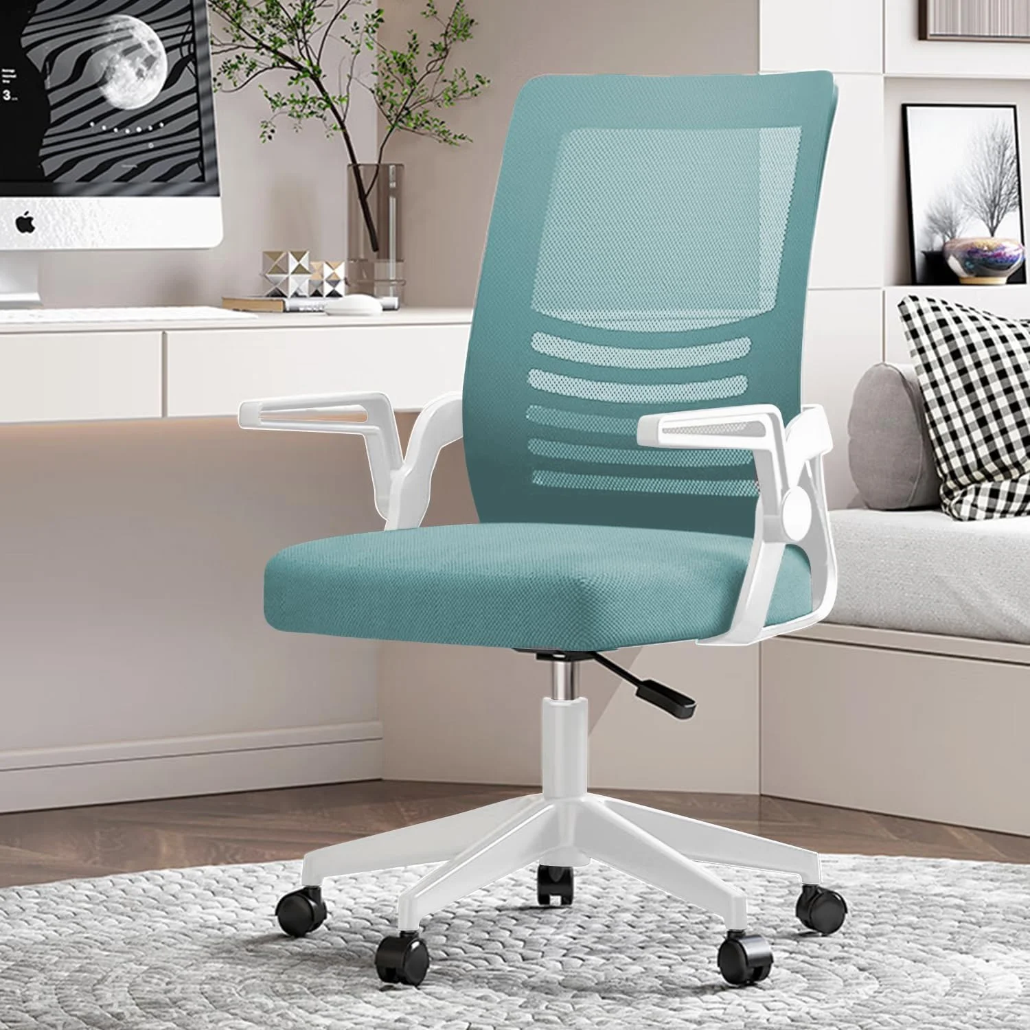 Computer Chair Mesh Ergonomic Office Chair Home Office Lumbar Support Padded Flip-up Armrest Swivel Desk Chair Office