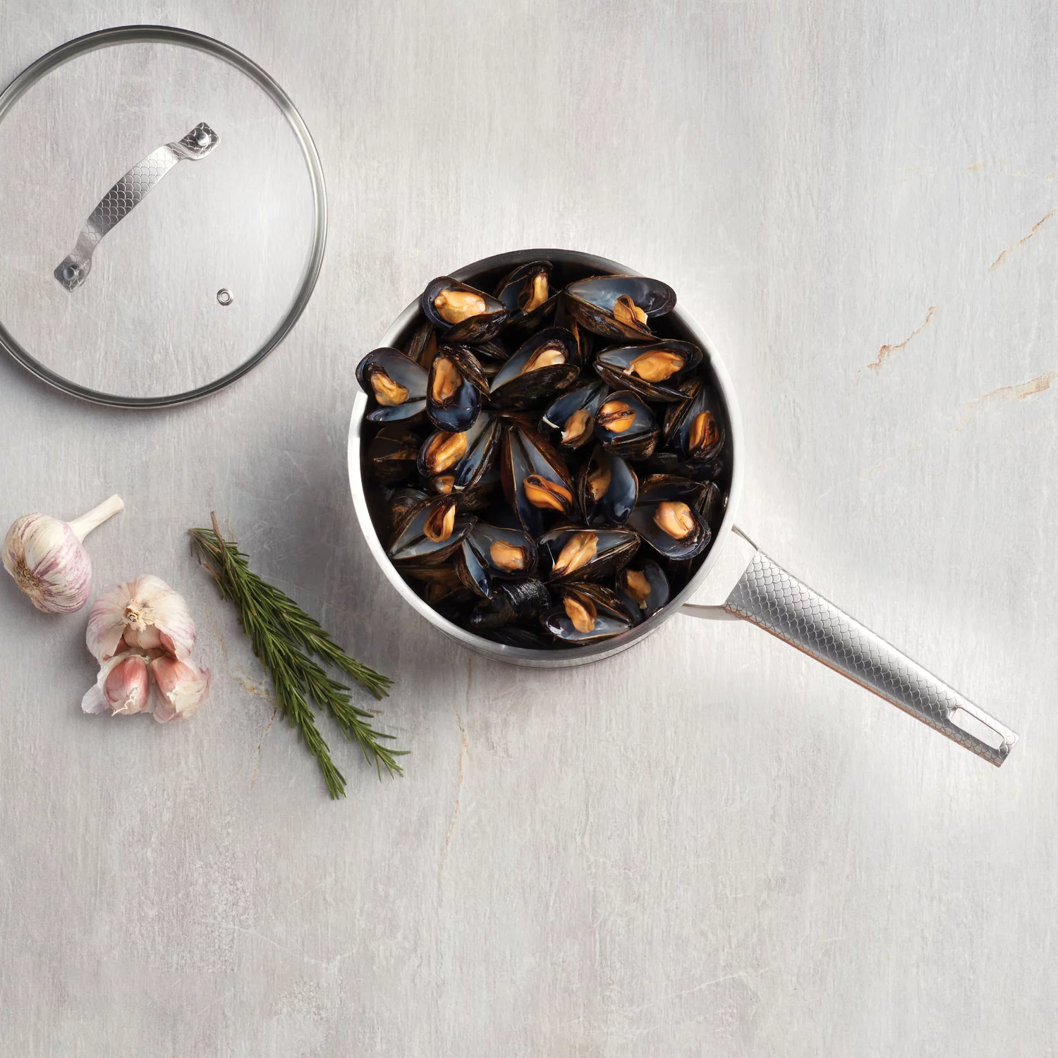 THE ROCK by Starfrit 034825-001-0000 10-Piece Stainless Steel Cookware Set with 9-In. Cake Pan and 10-In. x 15-In. Cookie Sheet