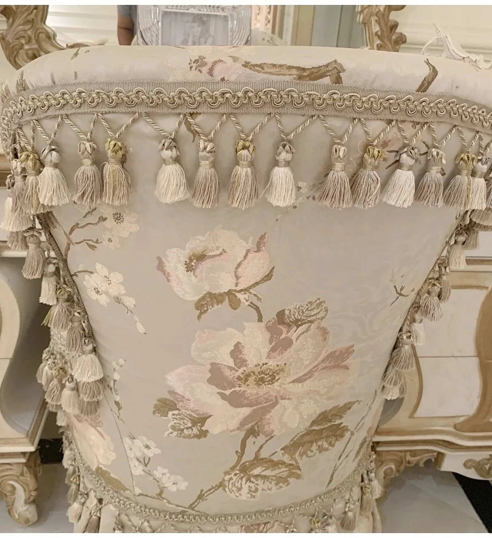 European-style Luxury Heavy Industry Carved Beech Wood Master Bedroom Double Bed White Light Purple