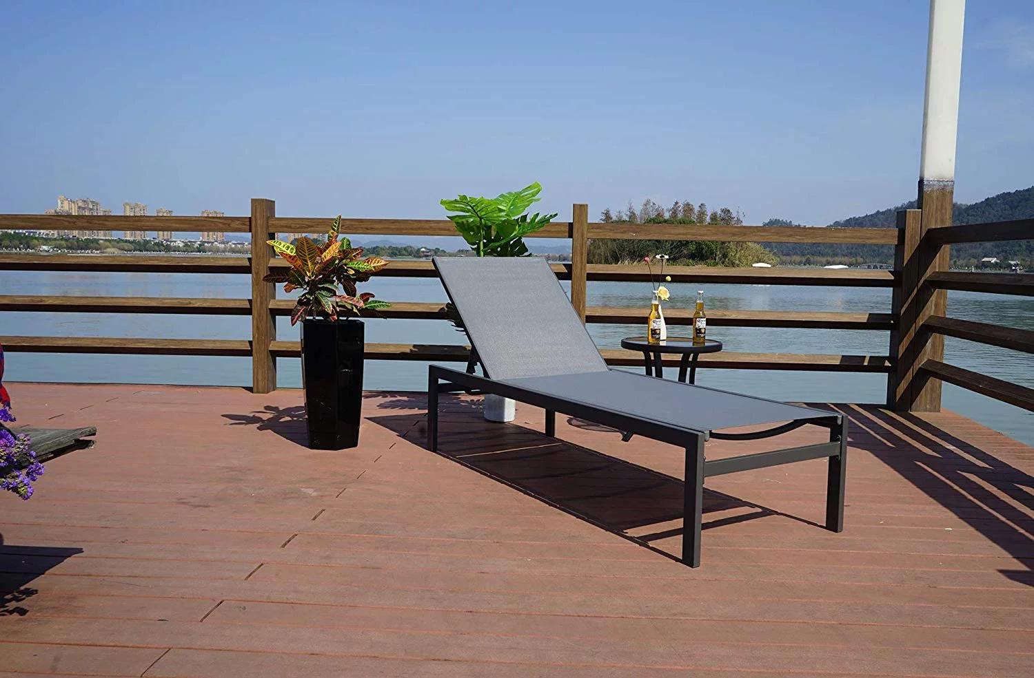 Kozyard 	Aluminum Patio Reclinging Adustable Chaise Lounge ( Grey )