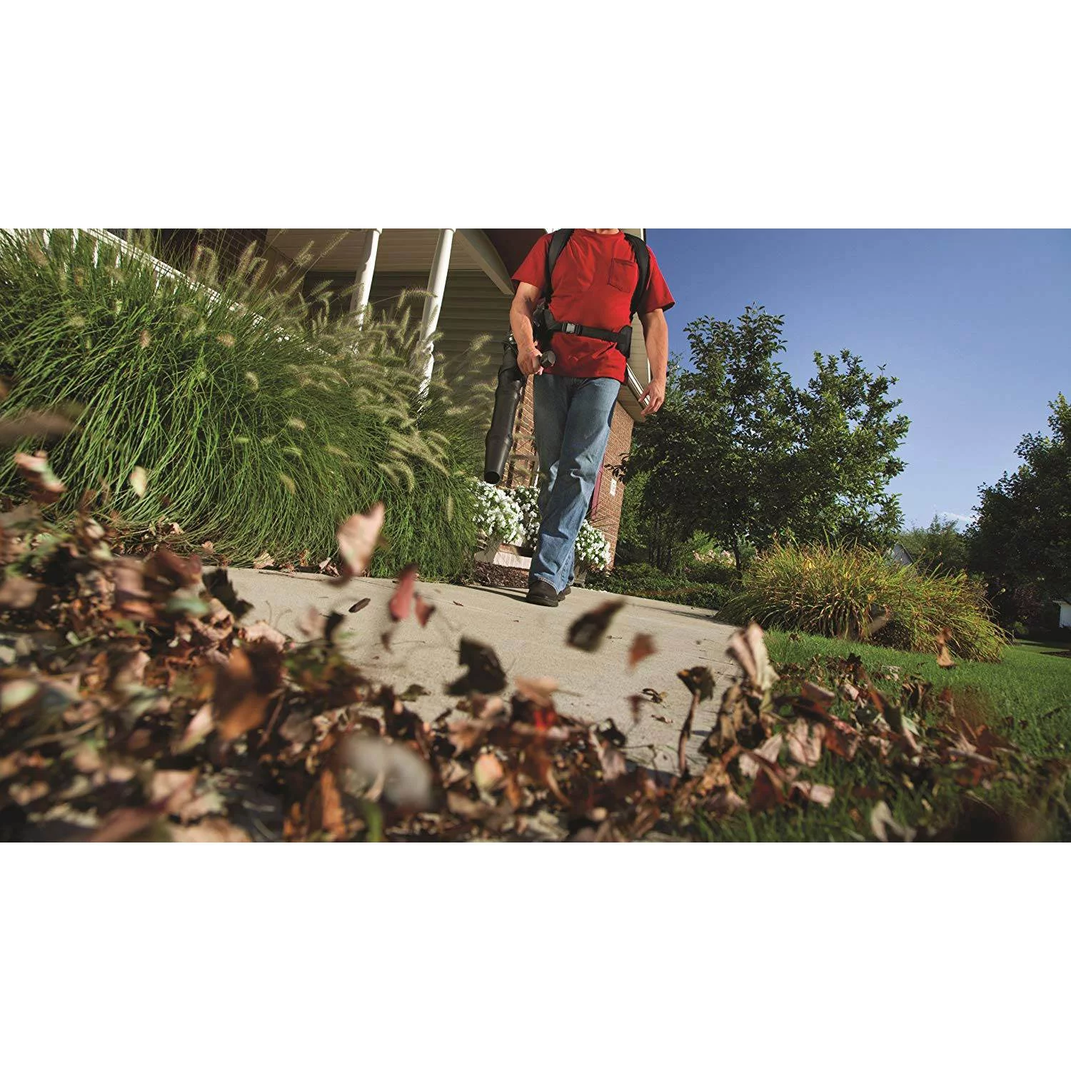 Troy-Bilt TB4BP 32cc 4 Cycle Gas Powered Backpack Leaf Blower with SpringAssist