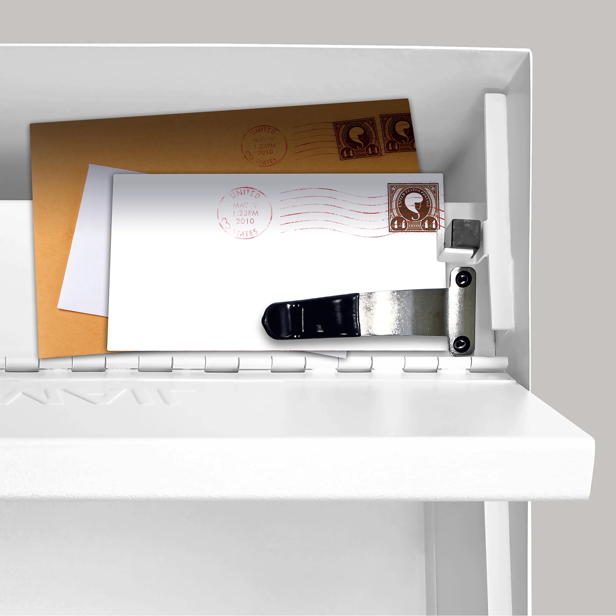 Mail Boss Metro Locking Security Mailbox, Alpine White