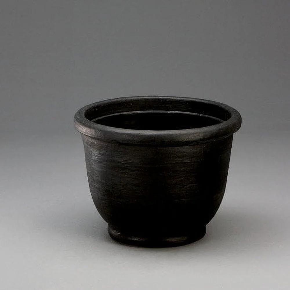 Crescent Garden Round Pot Planter