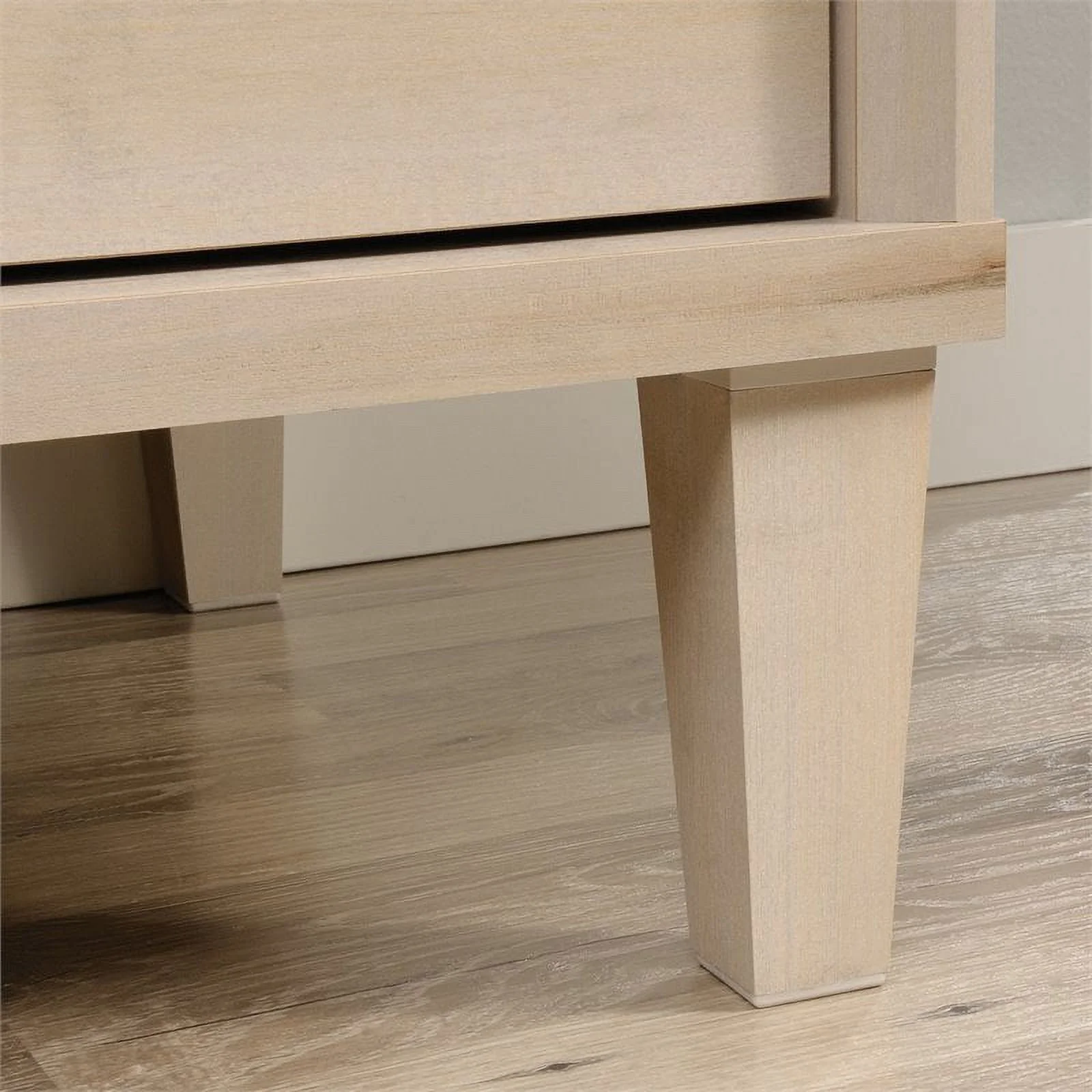 Home Square 3 Piece Bedroom Set with Chest and Two Nightstands in Pacific Maple