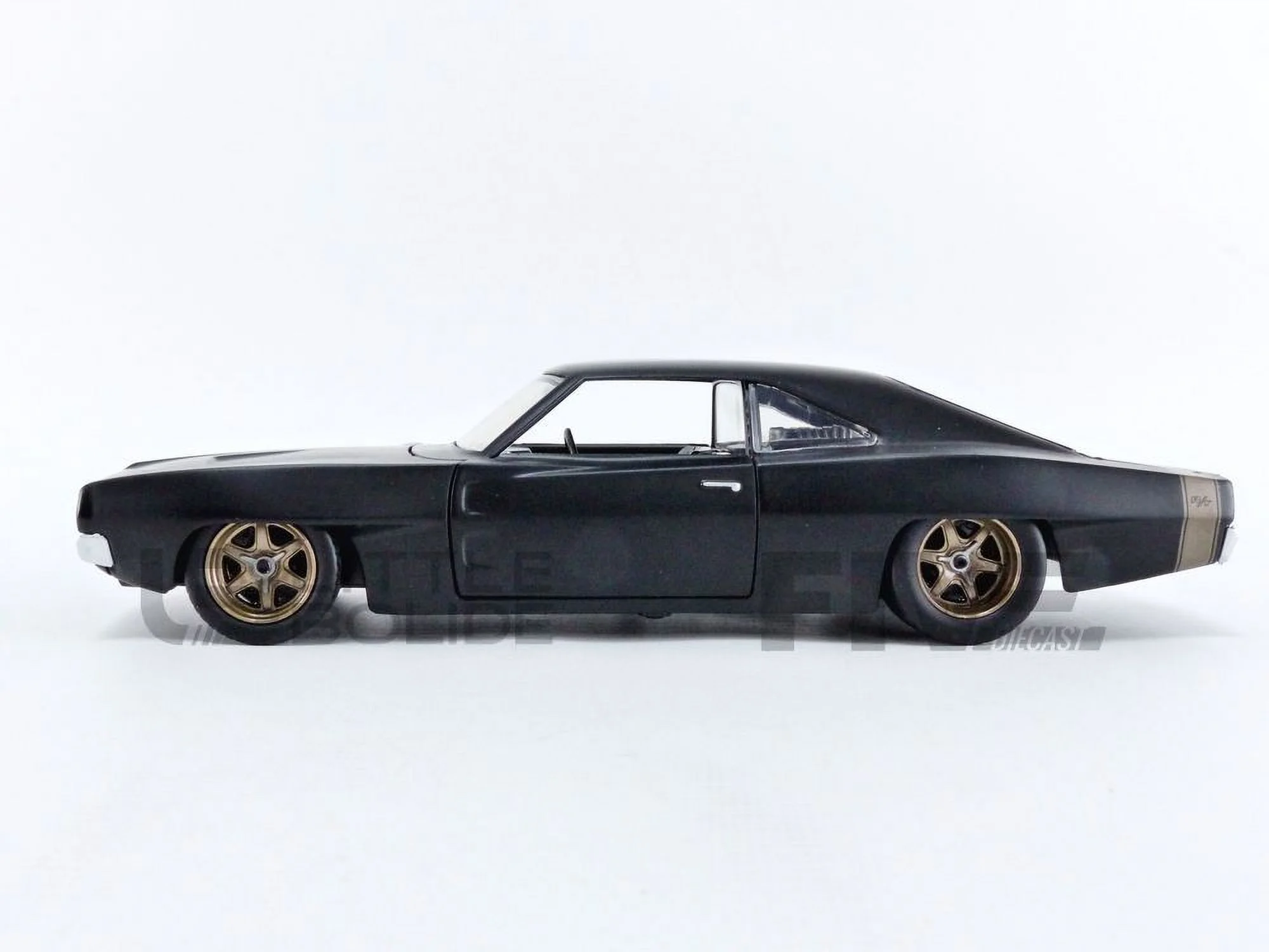 Fast & Furious 1:24 Dom's 1968 Dodge Charger Die-Cast Car Play Vehicles