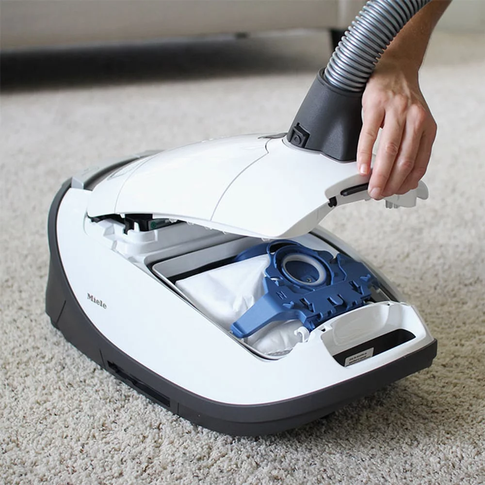 Miele Complete C3 Cat & Dog Powerline Canister Vacuum (Lotus White)