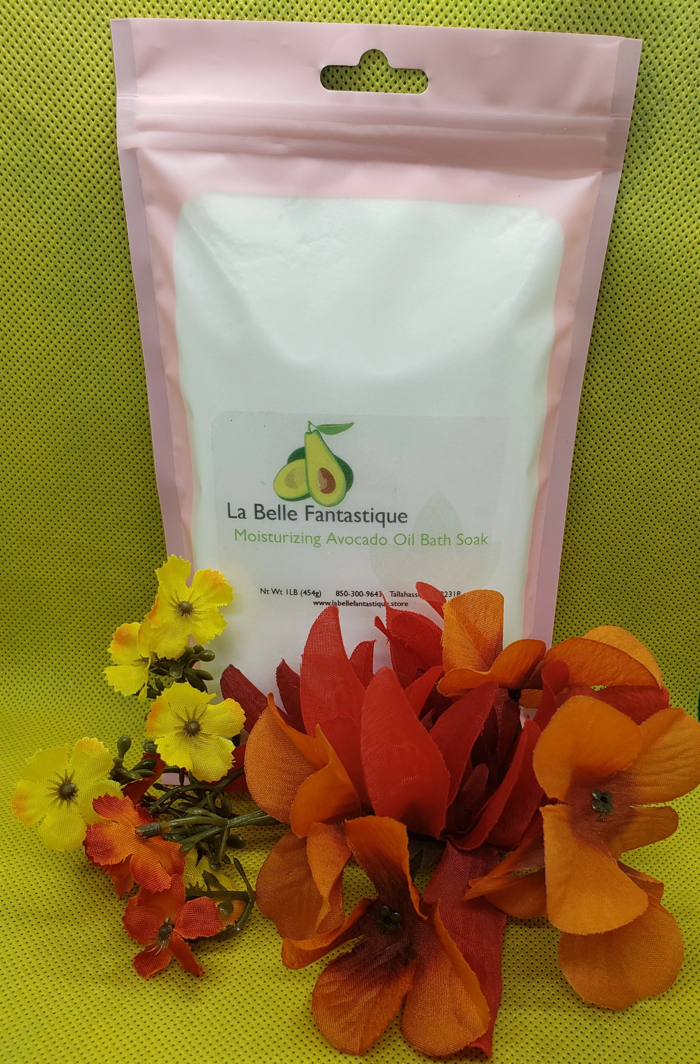 La Belle Fantastique Moisturizing Avocado Oil Bath Soak