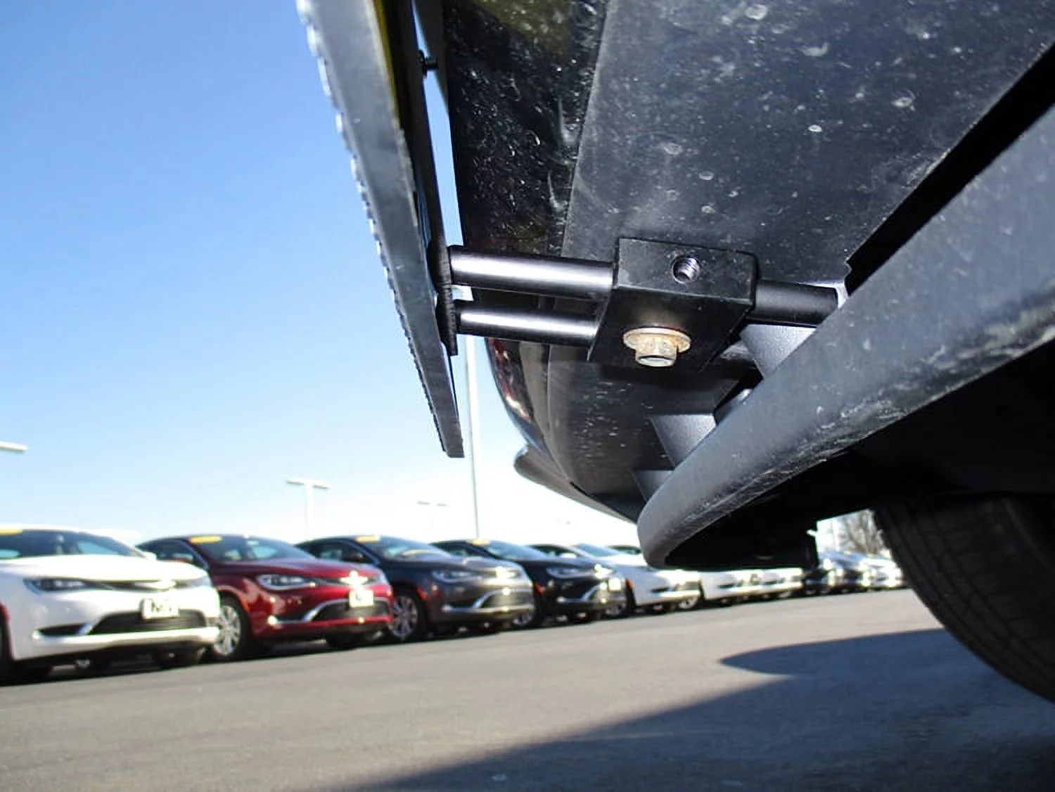 STO N SHO Front License Plate Bracket Compatible with 2014-2017 Dodge Durango SXT, RT, GT (SNS109)