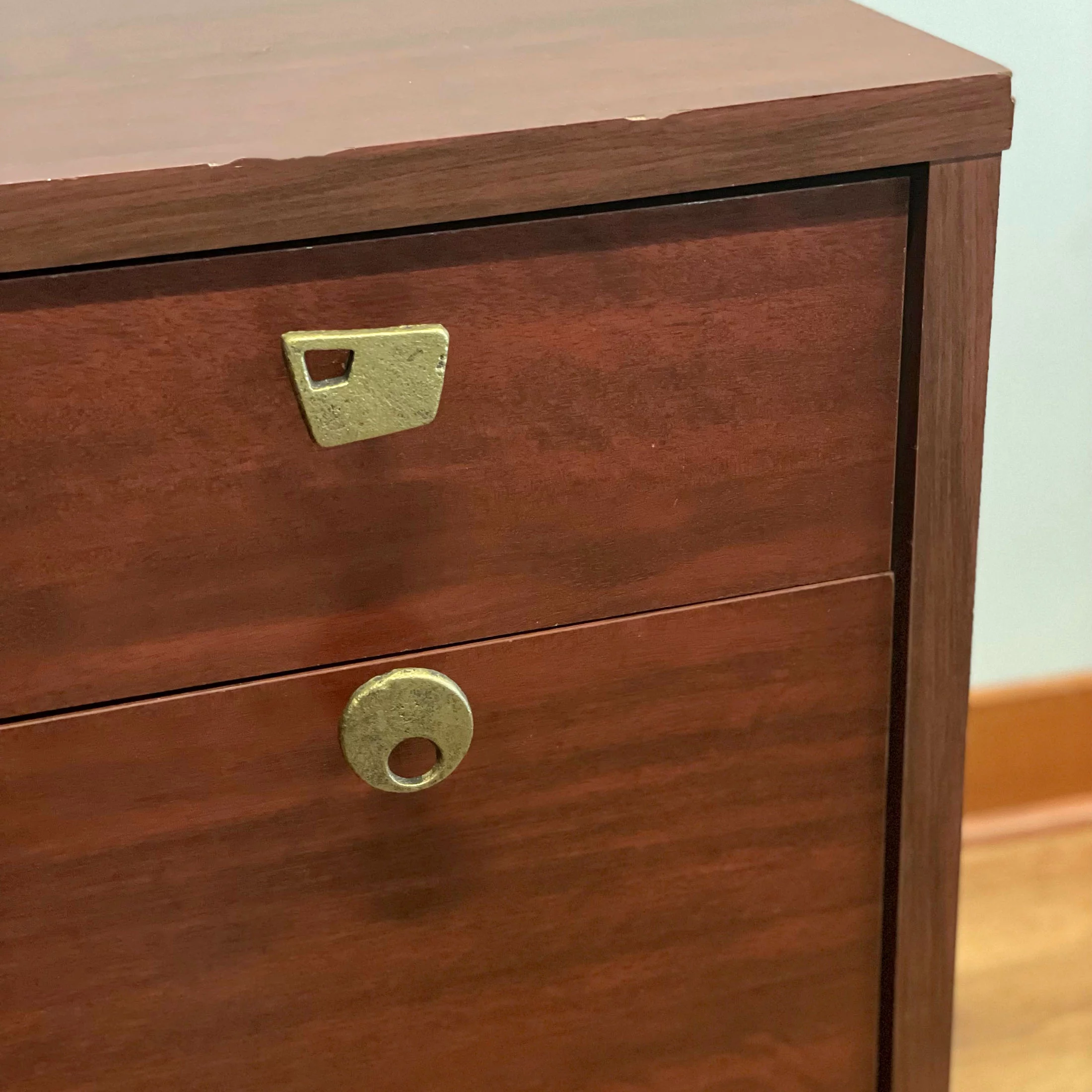 Zeckos Gold Cast Iron Atomic Shape Drawer Pull Cabinet Knobs Set of 6