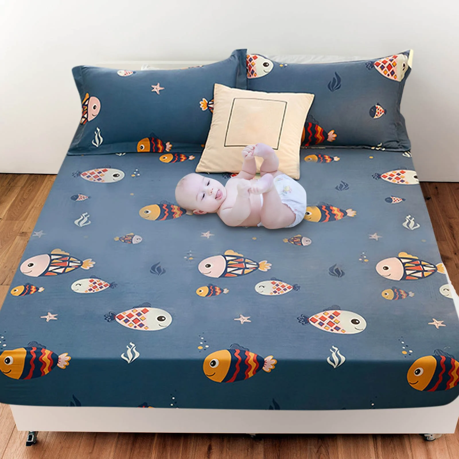 Waterproof Mattress Protector Queen, Fitted Sheet Style Breathable Mattress Cover with Deep Pocket Fits Up to 18'', Machine Washable Noiseless Bed Cover for Kids Adults Pets