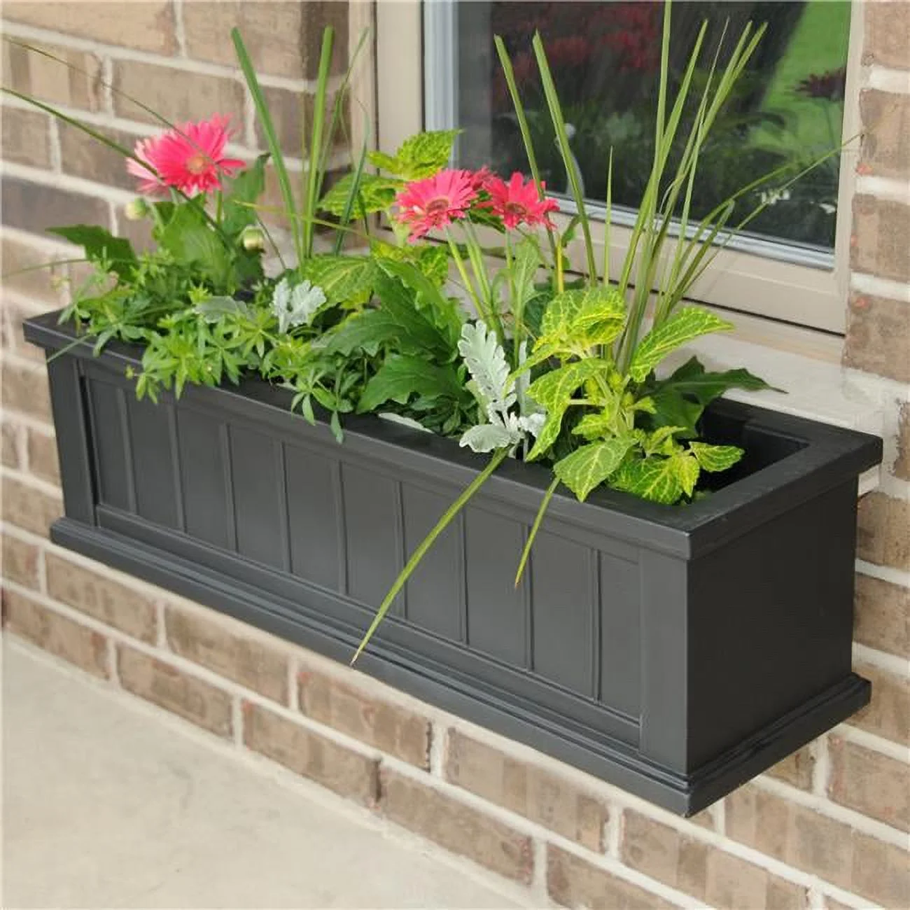 Mayne  Cape Cod Window Box - Black - 3FT