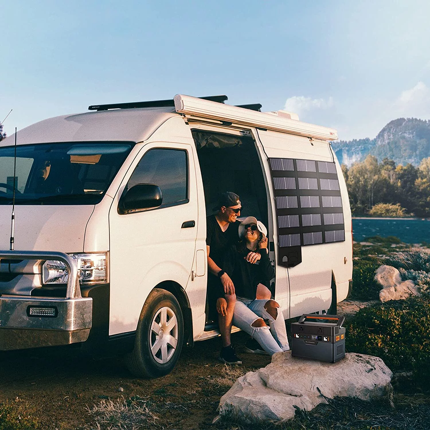 500W Power Station With Solar Panel, 606Wh Solar Generator With Portable Solar