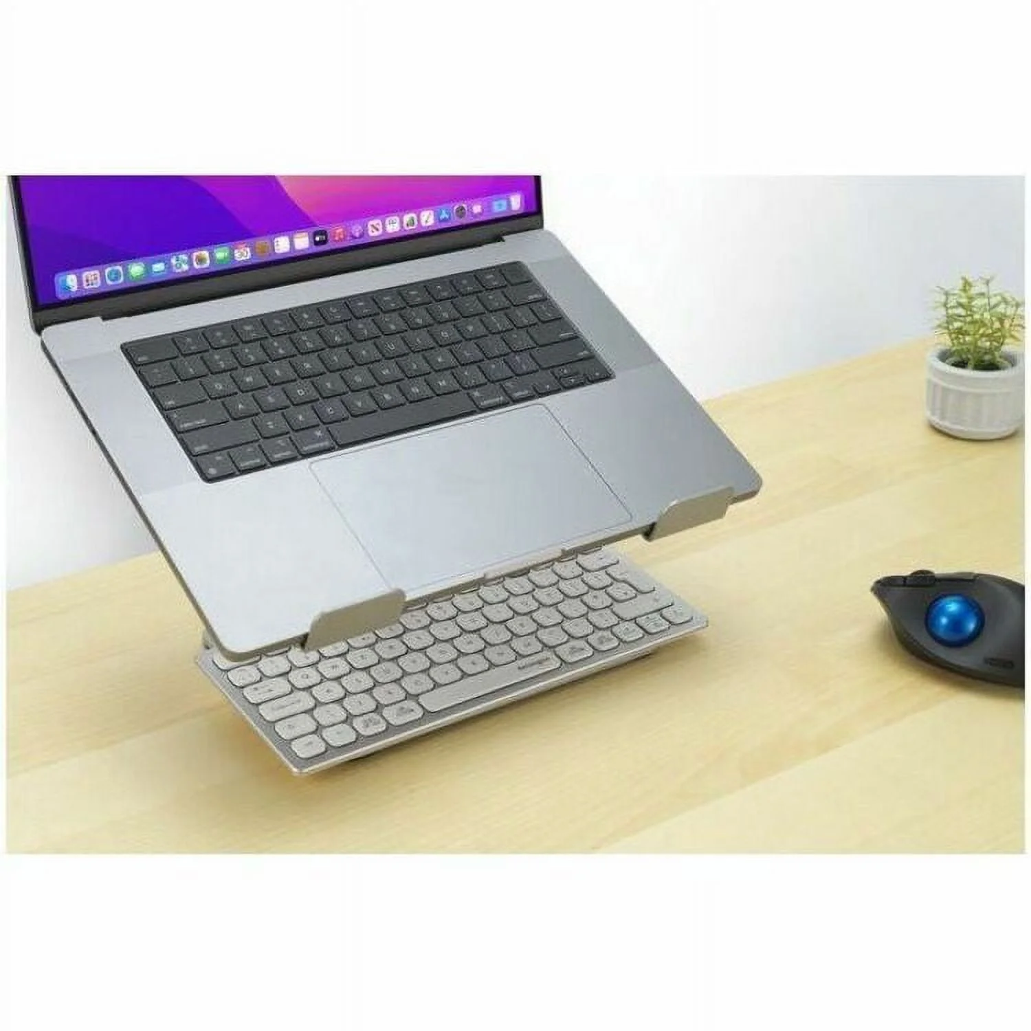 Kensington K50424WW Universal Tabletop Aluminum Laptop Riser