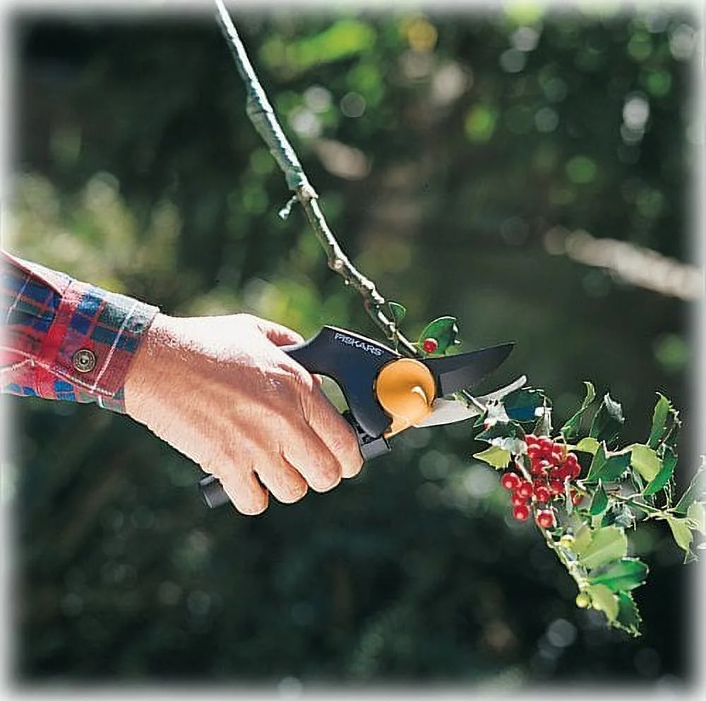 Fiskars Powergear Bypass Pruner