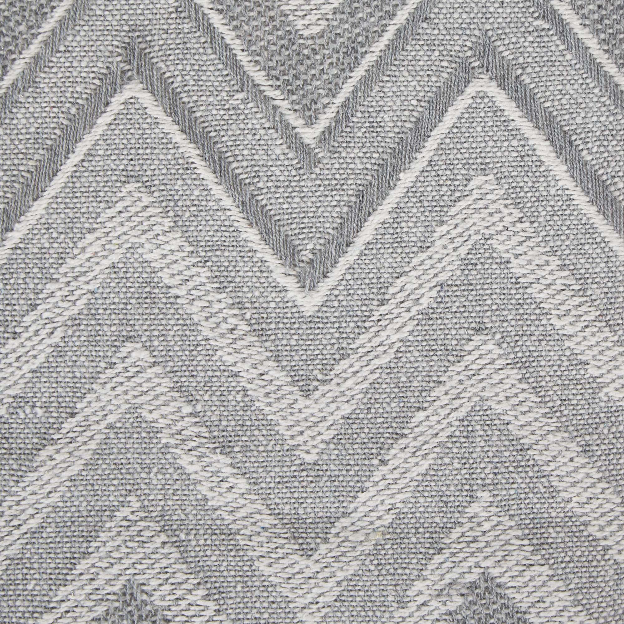 Gray Zig-Zag Chevron Throw