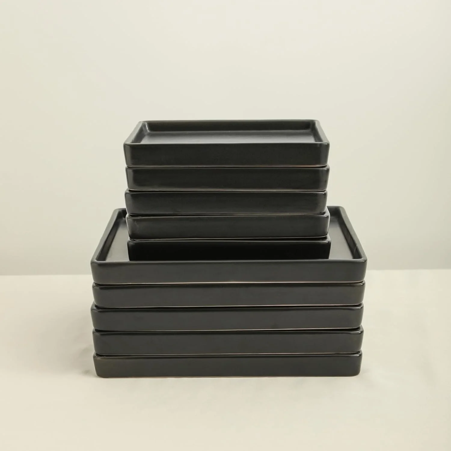 MINGFENG 24 Pieces Stoneware Square Dinnerware Set, Black Matte