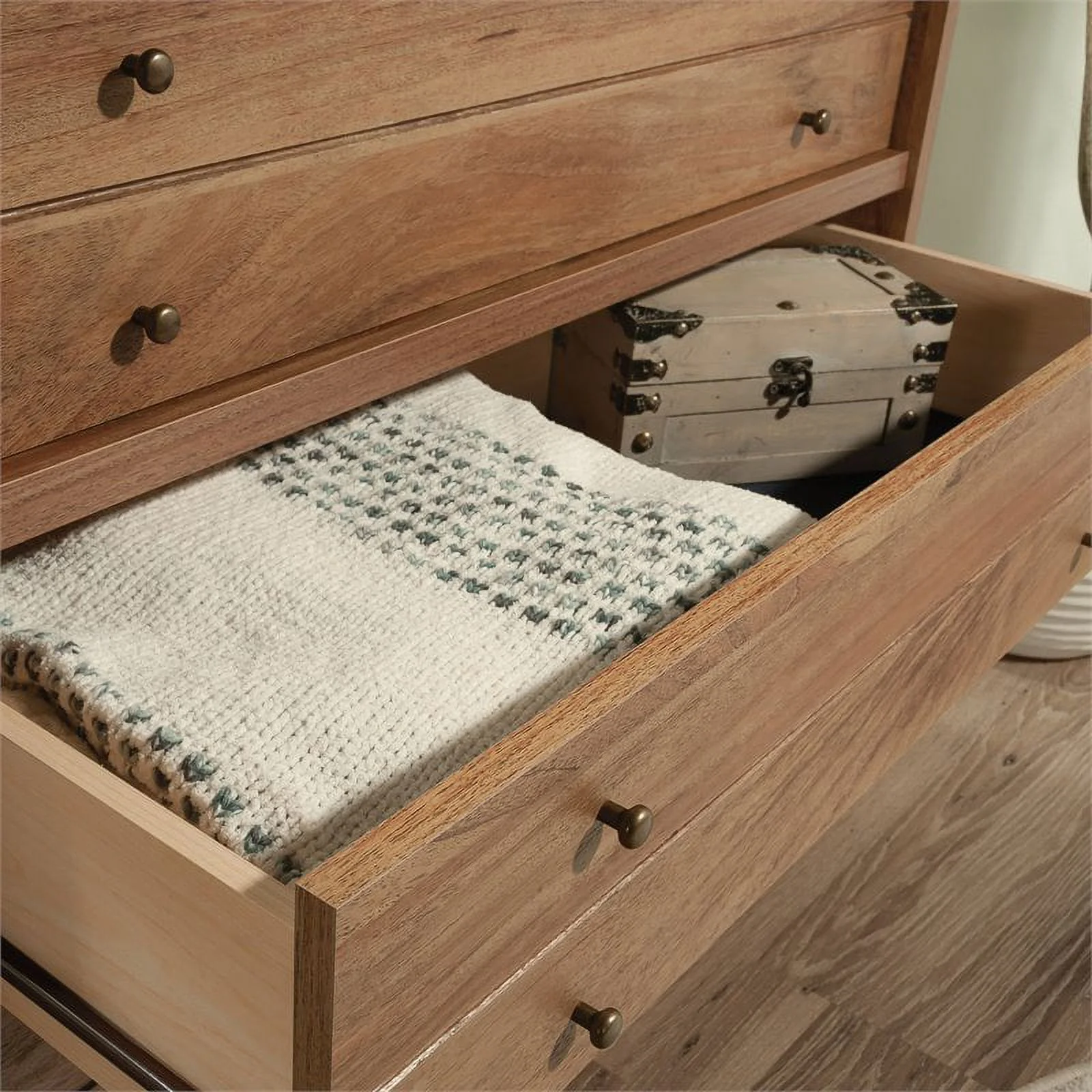 Pemberly Row 3-Drawer Traditional Engineered Wood Bedroom Chest in Brown