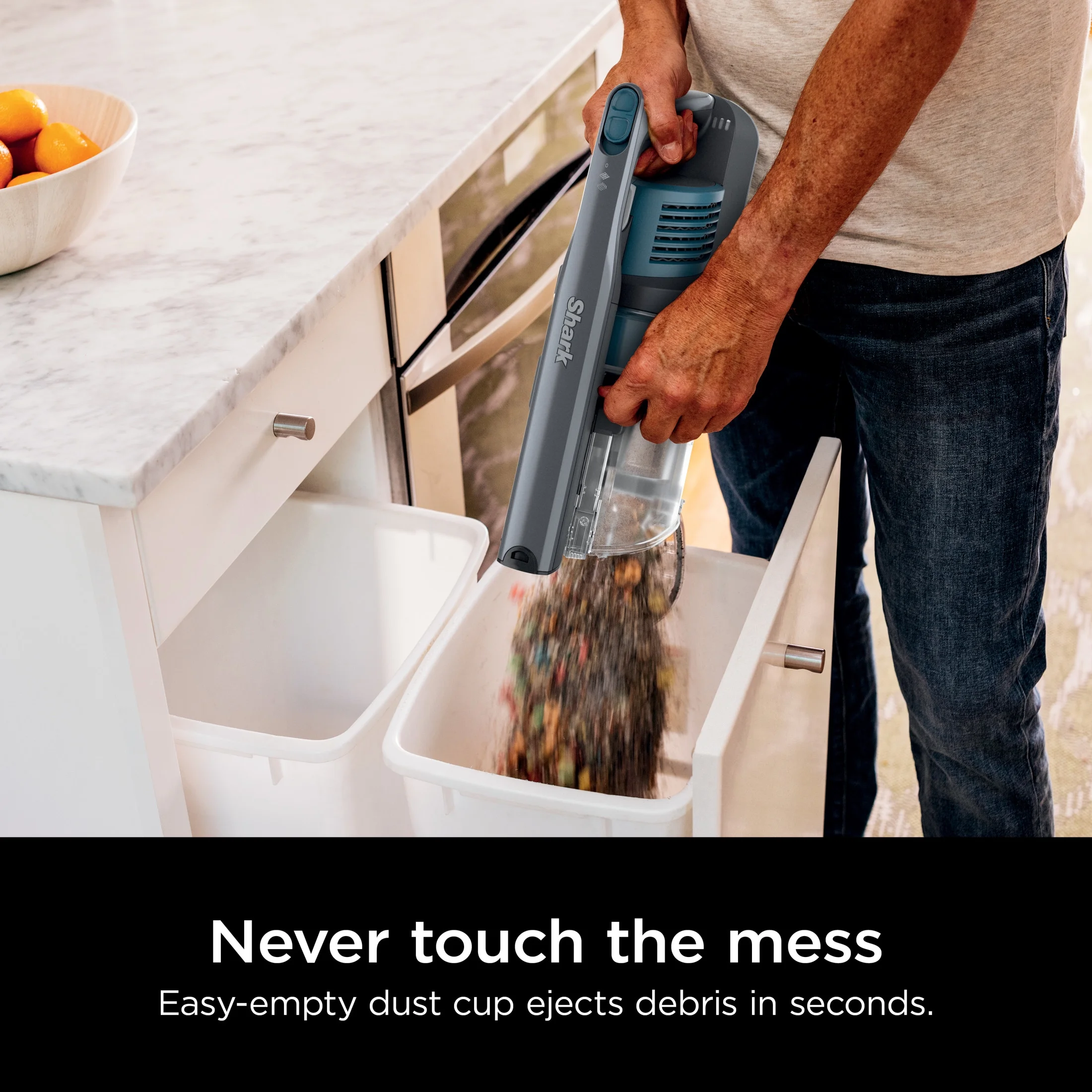 Shark Pet Pro Cordless Stick Vacuum Cleaner with Powerfins Brushroll, 40 min Runtime, IZ240