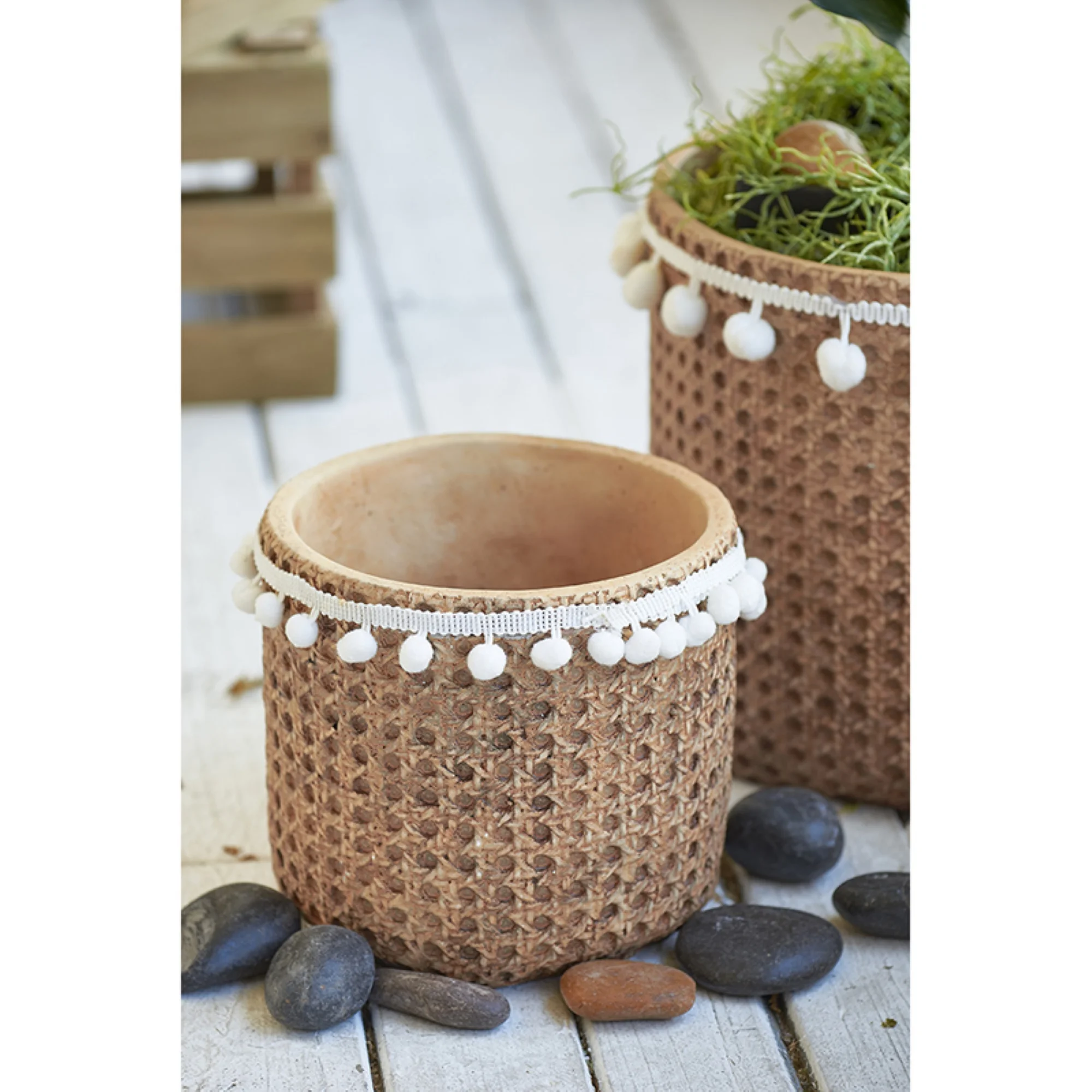 CC Home Furnishings Rustic Round Basket Planters with Tassel - 10.5