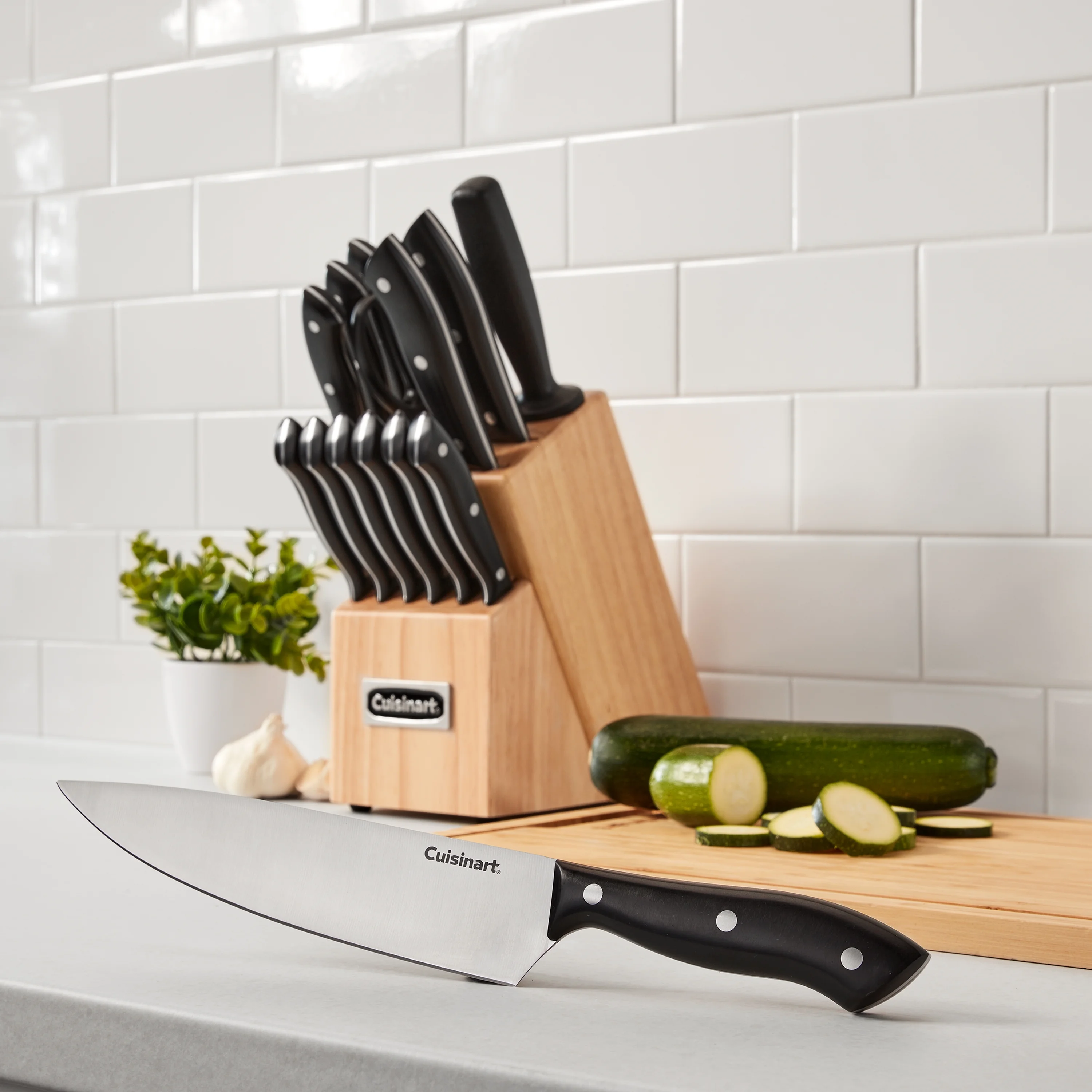 Cuisinart Classic 15pc Black Triple Rivet Knife Block Set, CEBK3R-15P3
