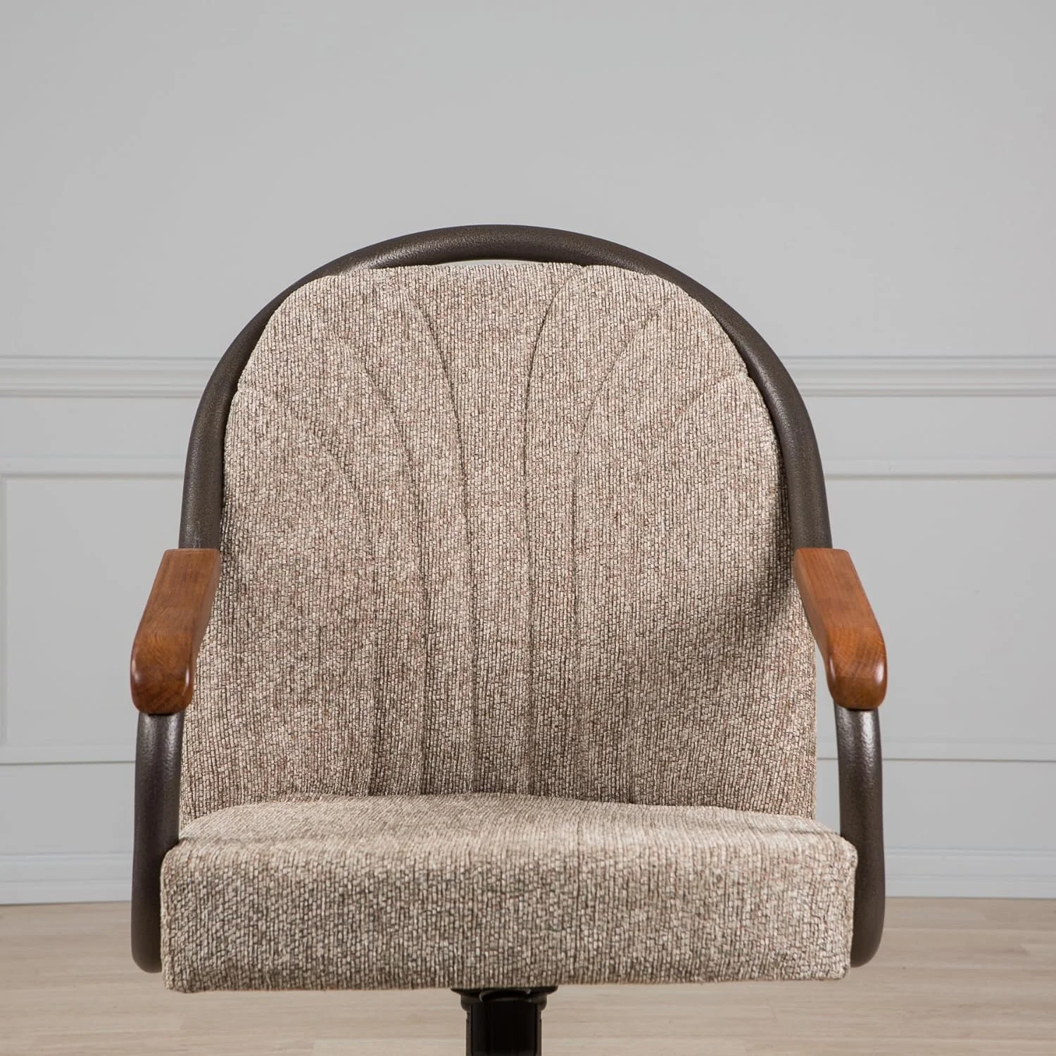 Casual Dining Cushion Swivel And Tilt Rolling Caster Chair