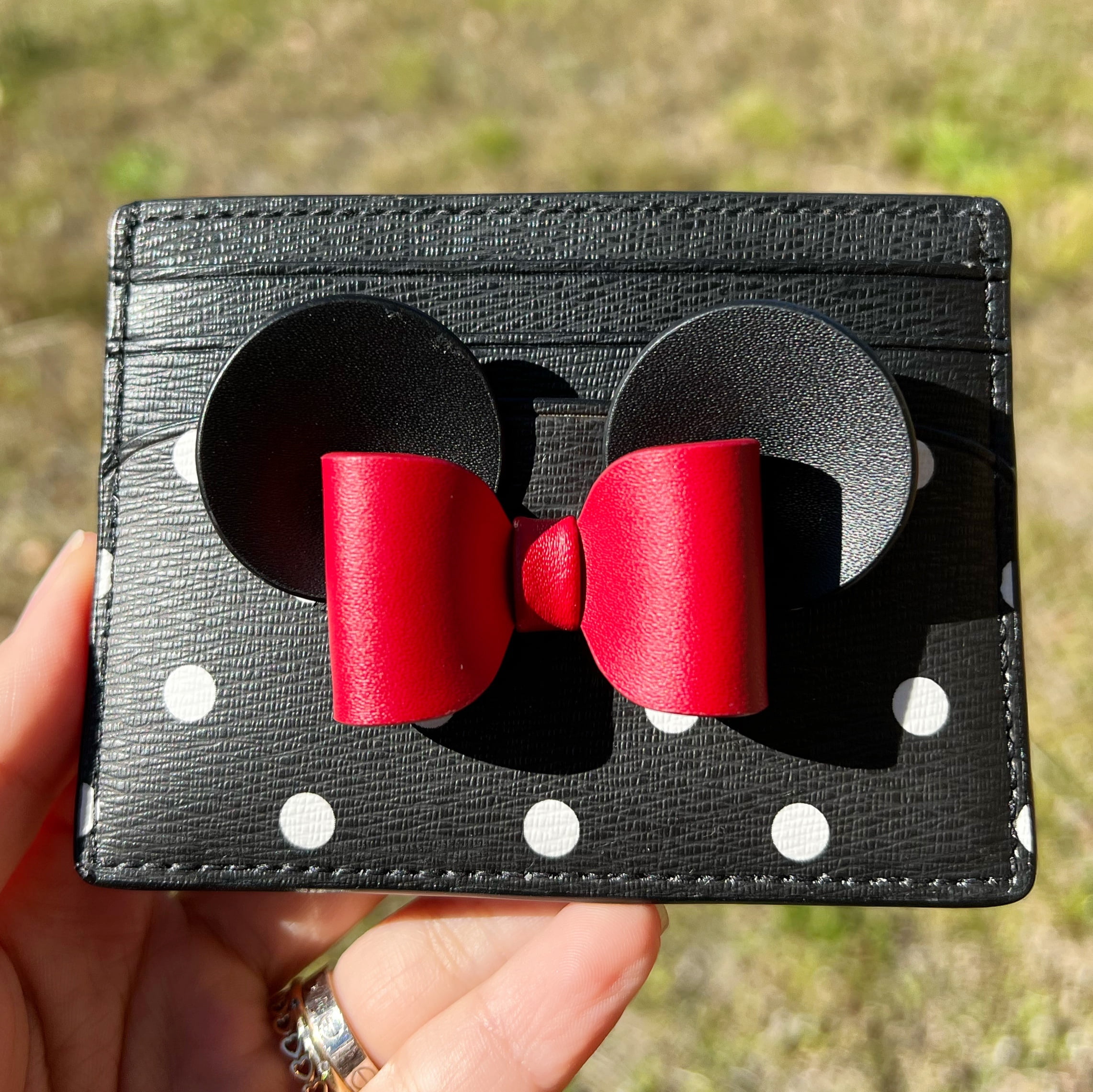 Disney x Kate Spade Minnie Mouse Round Crossbody Bag Black Multi + Card Holder