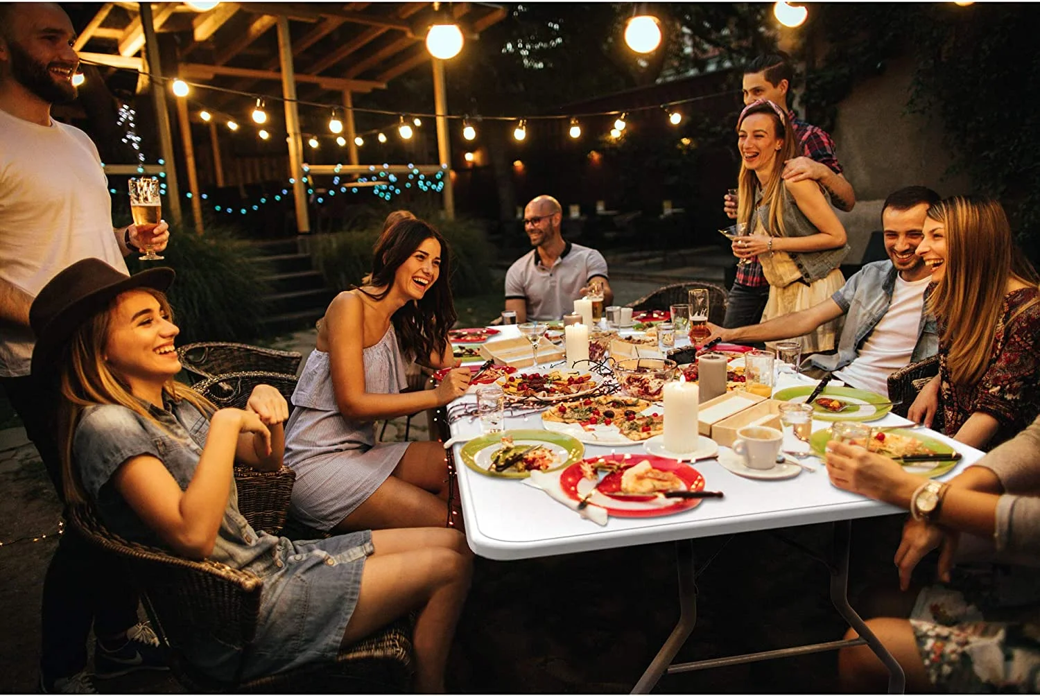 806 Outdoor/Indoor 6 Foot Fold in Half Plastic Resin Folding Banquet, Dining, Card Table, White