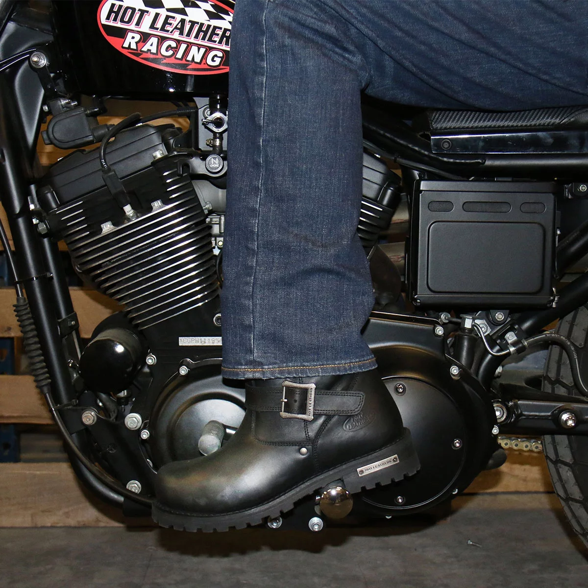 Hot Leathers BTM1008 Men's Black 8-inch Round Toe Engineer Leather Boot with Lug Sole 14