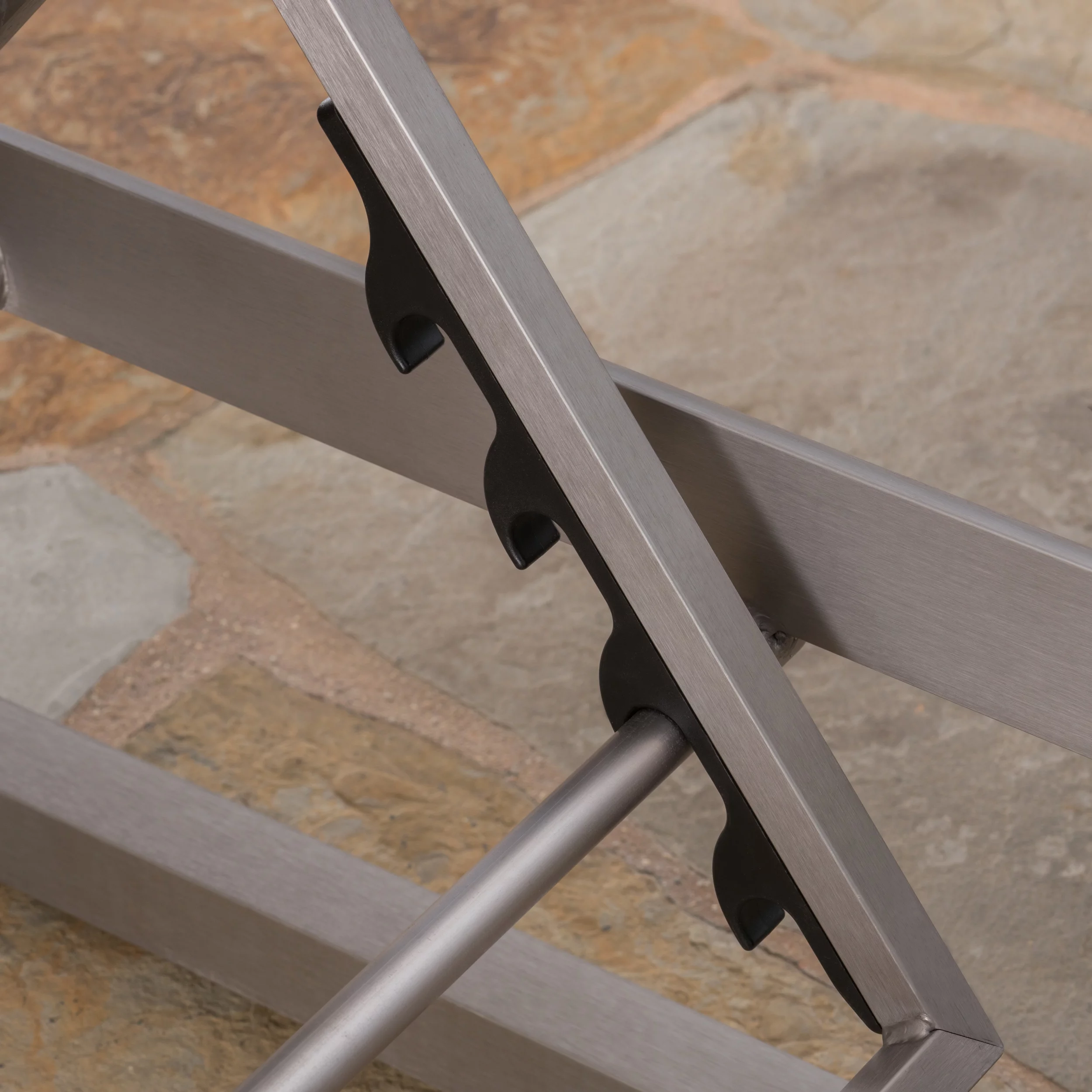 Luis Outdoor Mesh Chaise Lounge (Set of 2), Silver and Gray