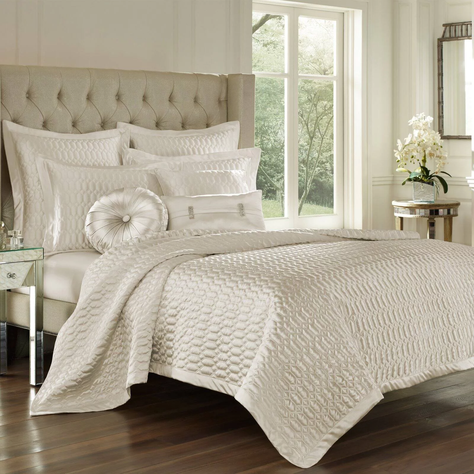Saranda Satin Quilted Coverlet