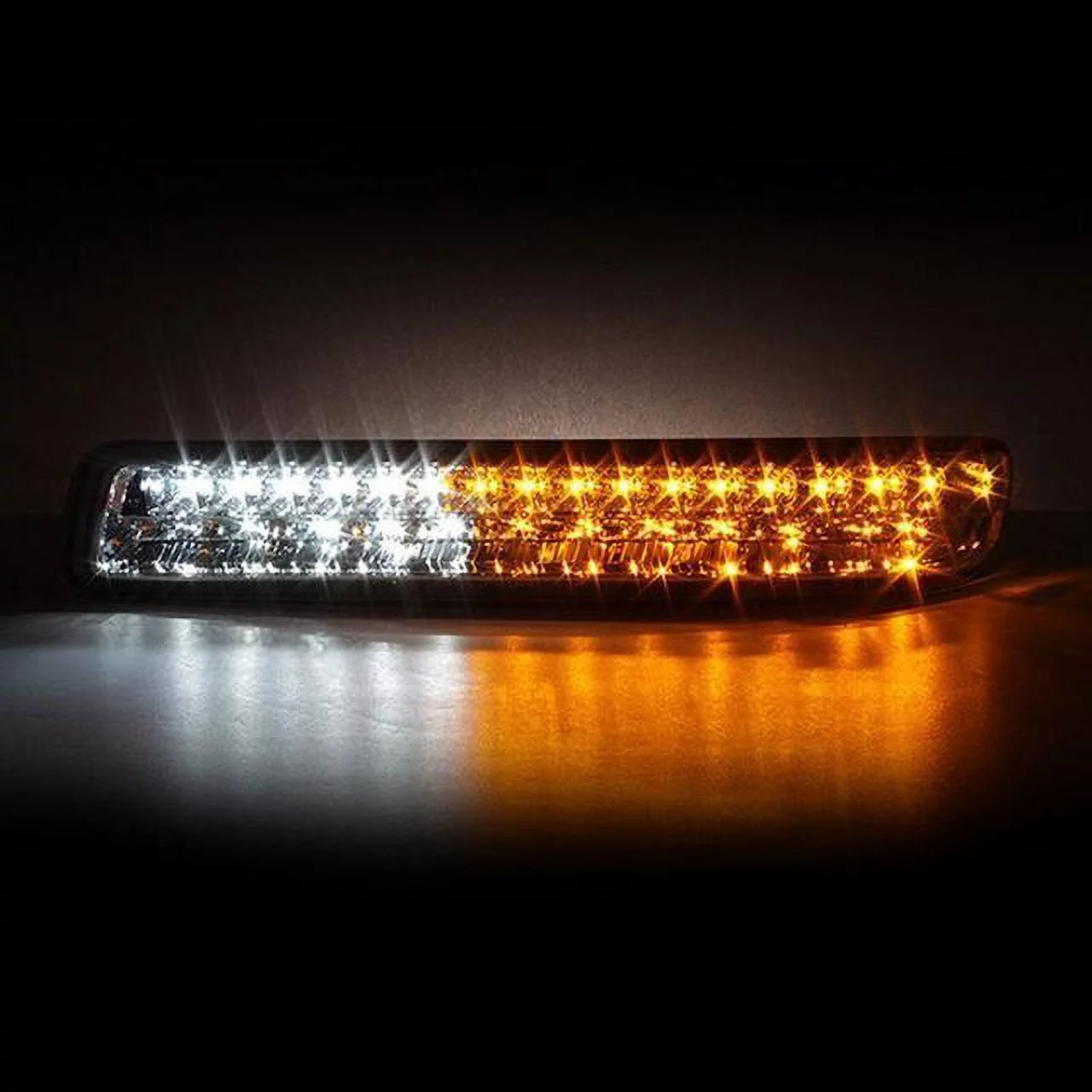 Spyder Auto GMC Sierra 99-06 ( Don‘t fit Denali Model ) / Yukon 00-06 ( Don‘t fit Denali Model ) Full LED Bumper Lights - Smoked 9029332