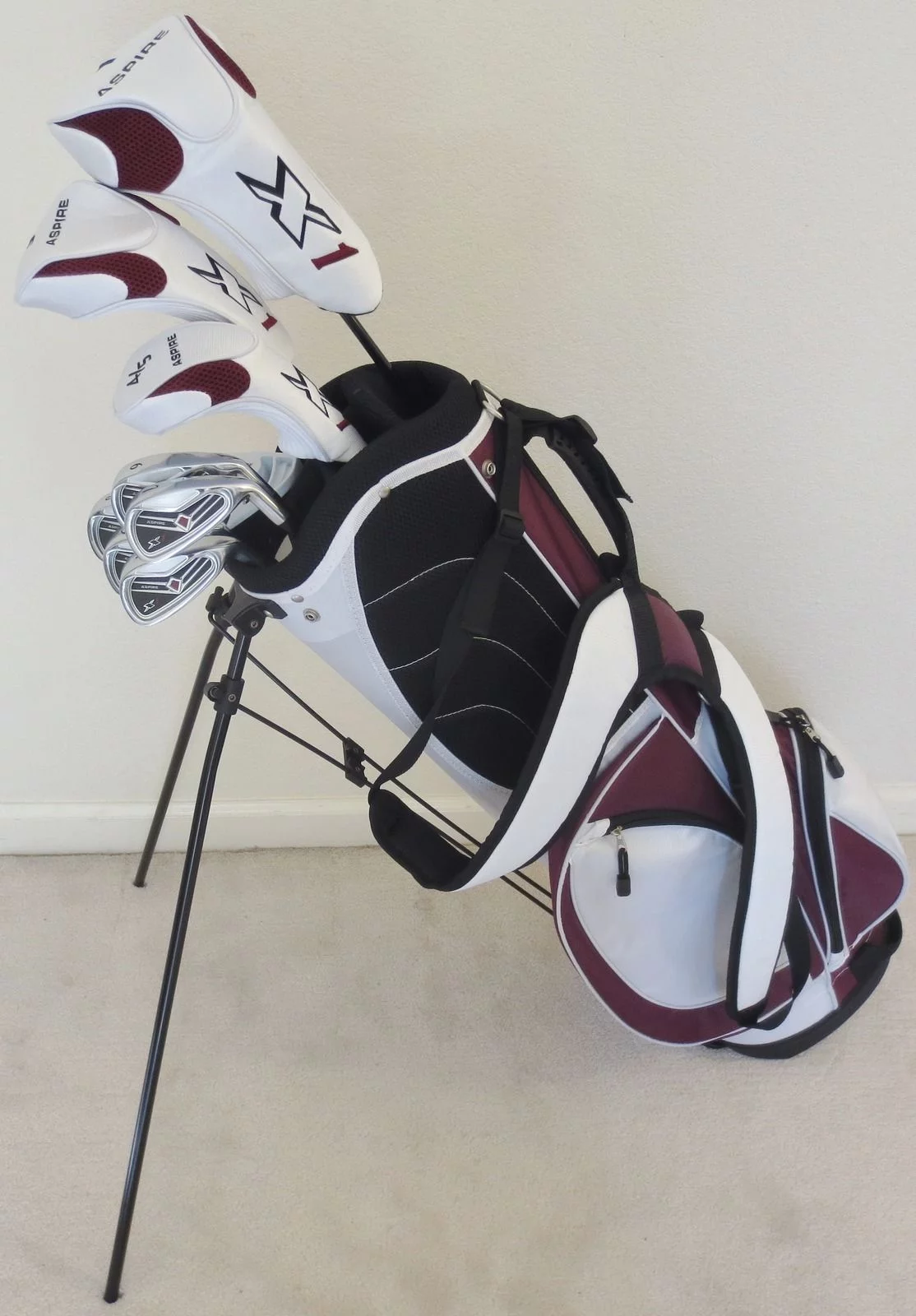 Petite Womens Complete Golf Clubs Set for Ladies 5ft to 5ft 6in Tall Driver, Wood, Hybrid, Irons, Putter, Stand Bag