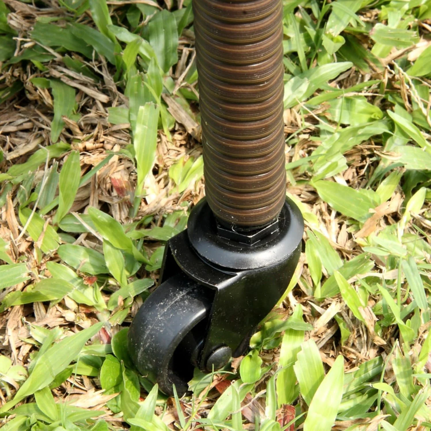 Jeco Wicker Patio Serving Cart in Black