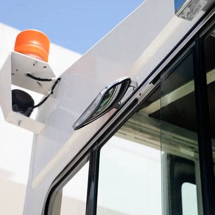 United Pacific U-Bracket Mount Convex Mirror 4 in x 8 1/4 in 43001