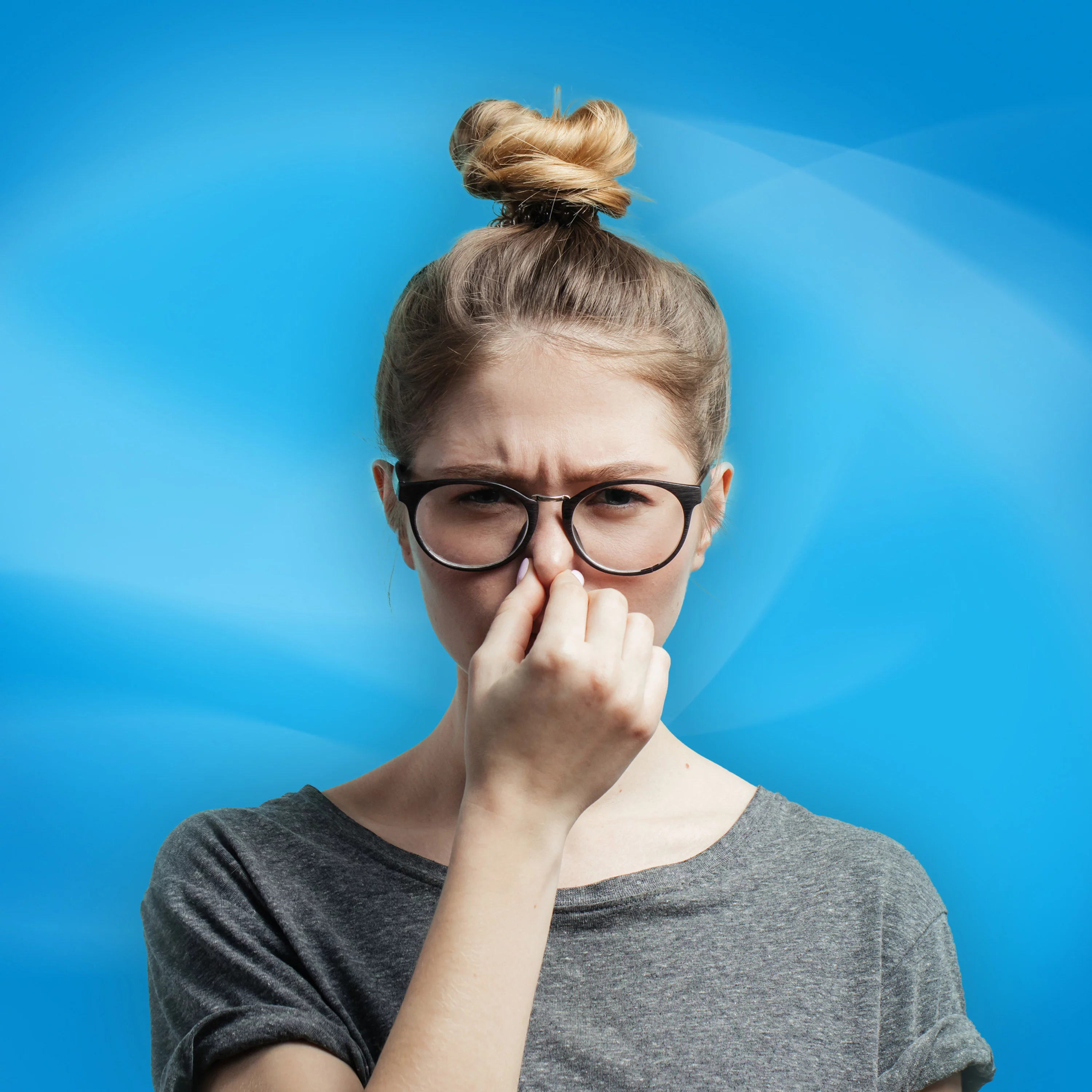 Snuggle SuperFresh Liquid Fabric Softener, Violet Breeze, 48.6 Fluid Ounces, 46 Loads